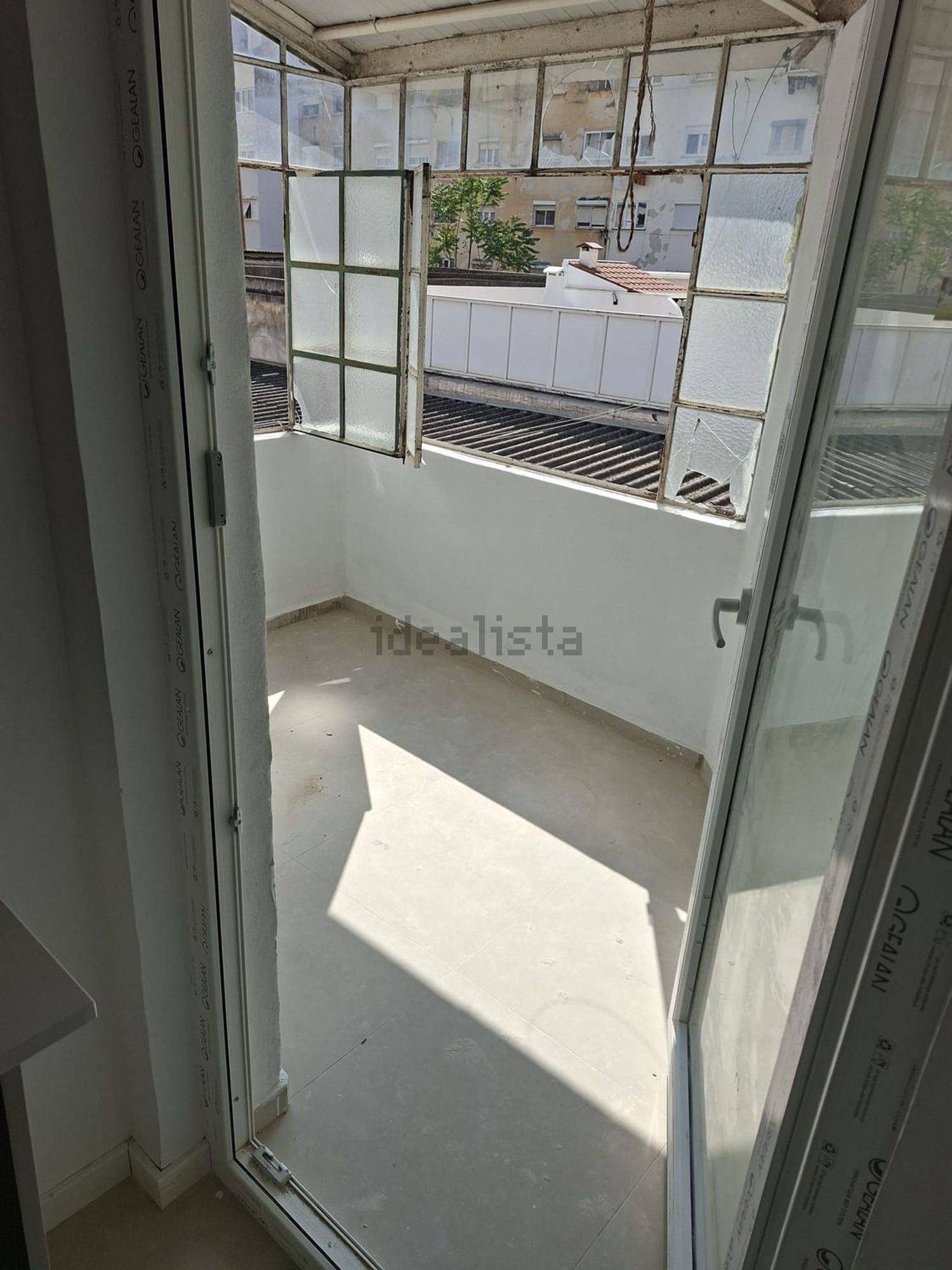 出租公寓 t2在Rua Alves Redol, 141 - 阳台