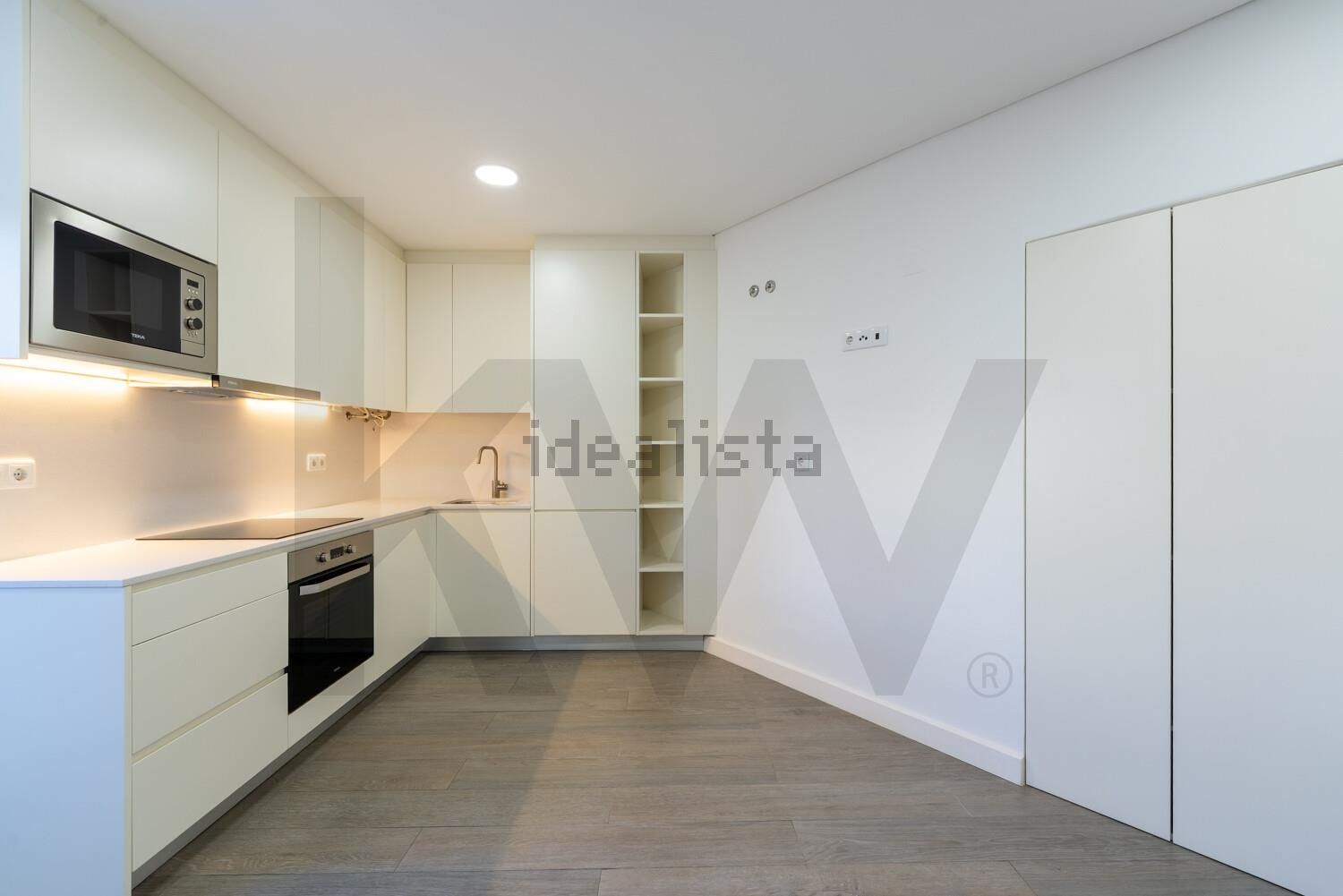 出租公寓 t1在Alameda Dom Afonso Henriques, 39 - 厨房