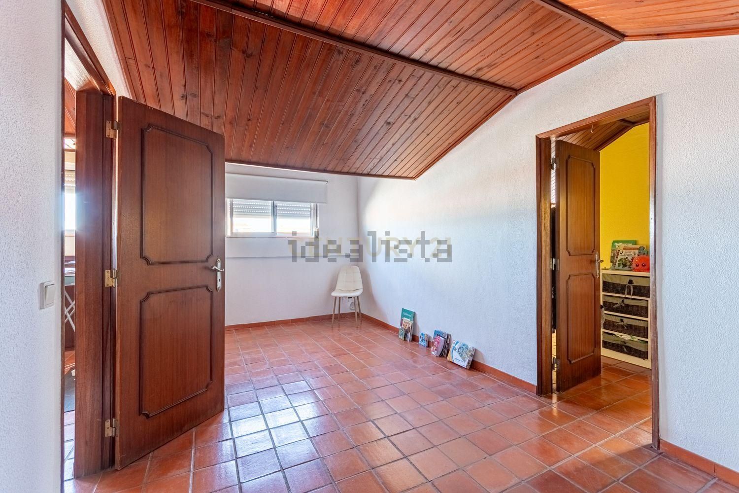 公寓 t3出售在Rua Dom Augusto Pereira Coutinho, 6 - 过道
