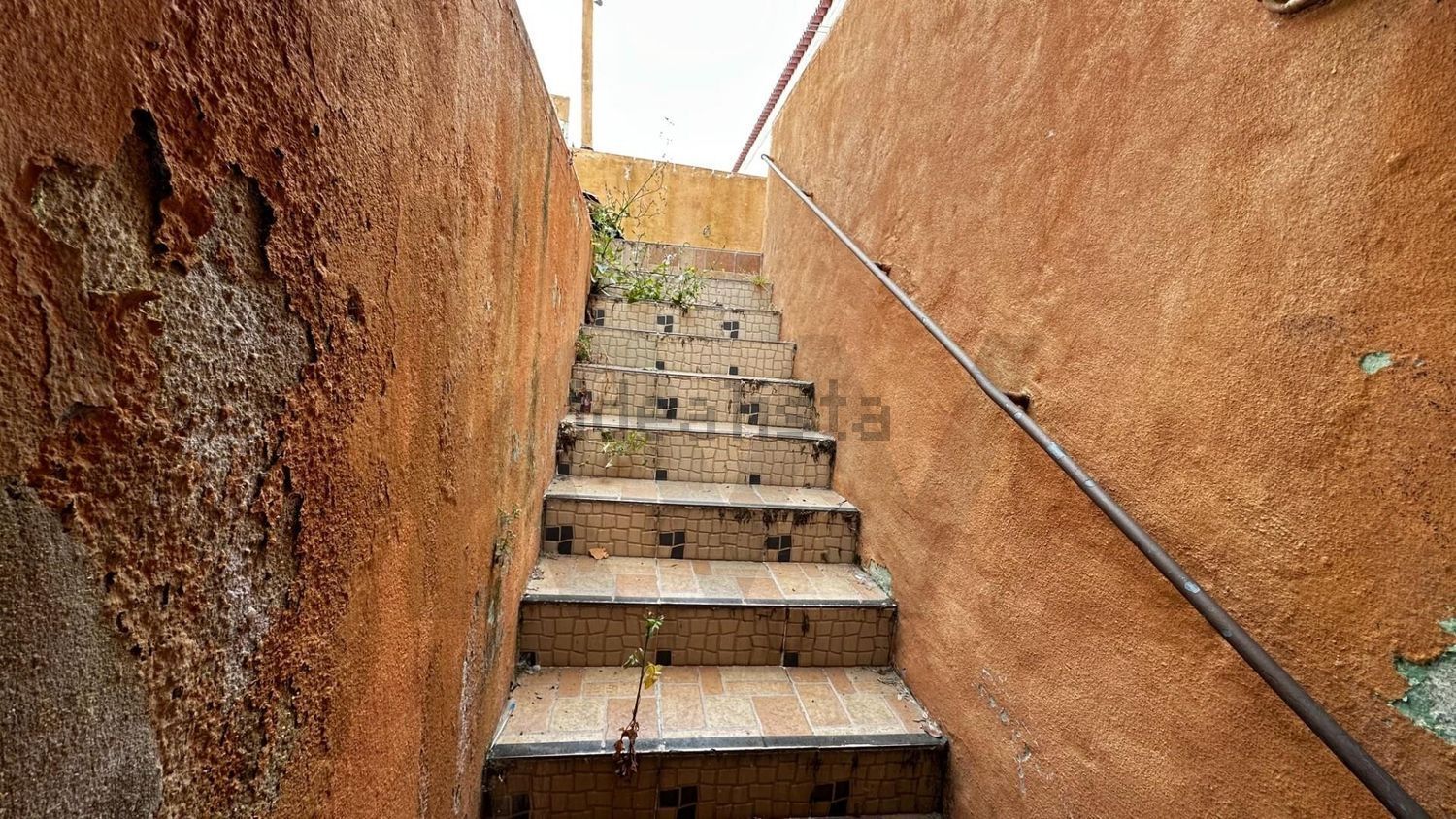 小楼房或别墅出售在 Bairro da Conceição - Bairro Santo Nicolau - 详情