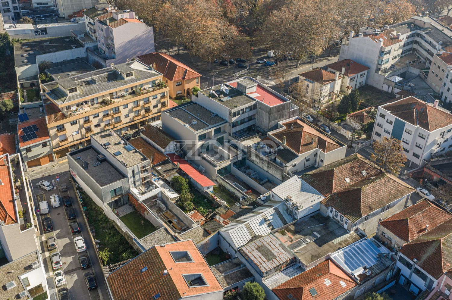 小楼房或独栋别墅出售在Rua Conde Alto Mearim, 829 - 详情