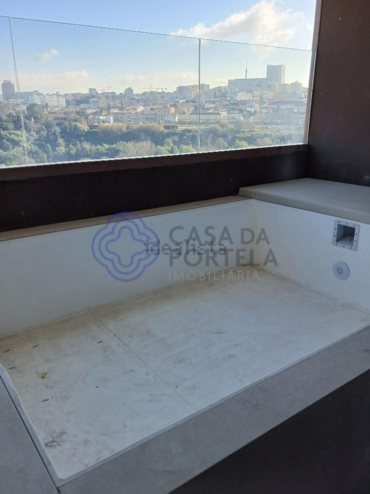 公寓 t2出售在Rua Amorim da Costa, 151 - 阳台