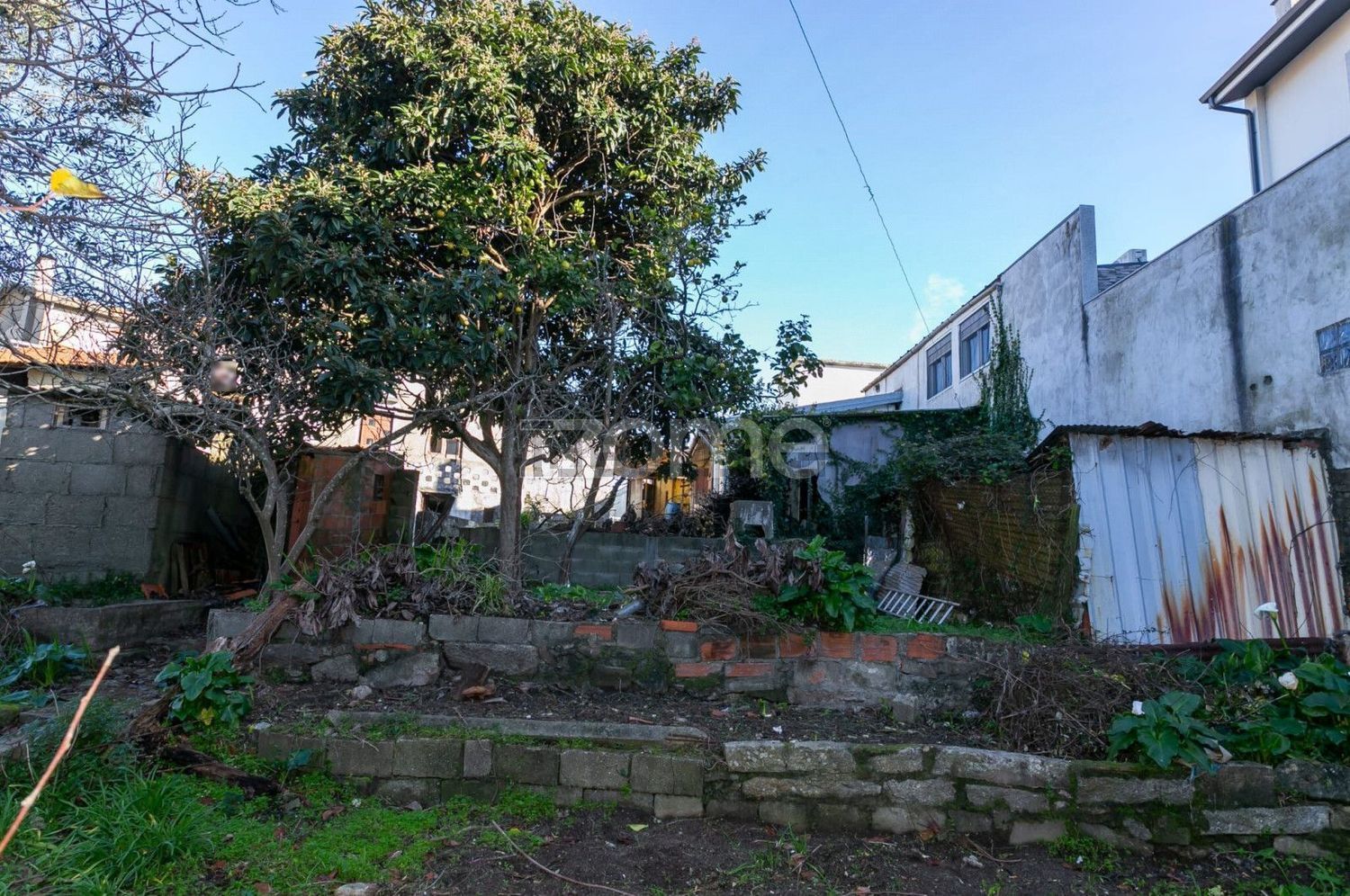 小楼房或独栋别墅出售在Beco da Regedoura, 35 - 花园