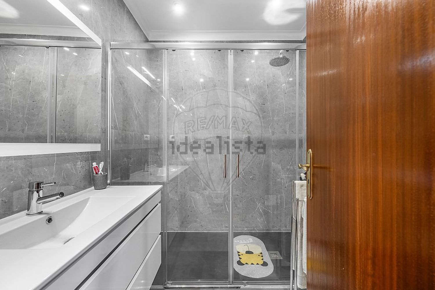 联排别墅出售在 Lugar de Carreira , 4620-537, Santa Eulália, Vizela, Braga s/n - 卫生间