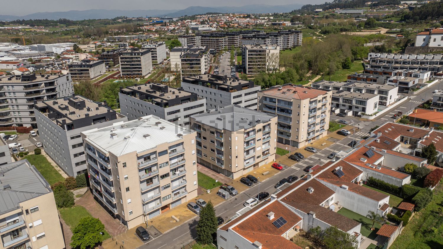公寓 t3出售在Rua São Salvador de Montélios, 4 RuaSSalvadordeMontliosloteE - 视线