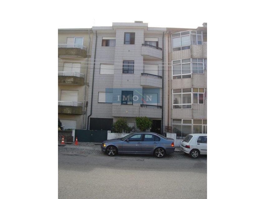 出租公寓 t1在Rua São Salvador, 151