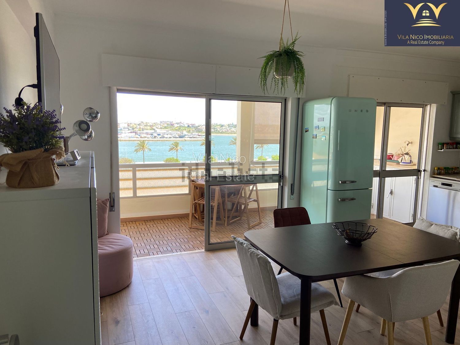 公寓 t2出售在Rua da Quinta do Bispo, 3 - 客厅