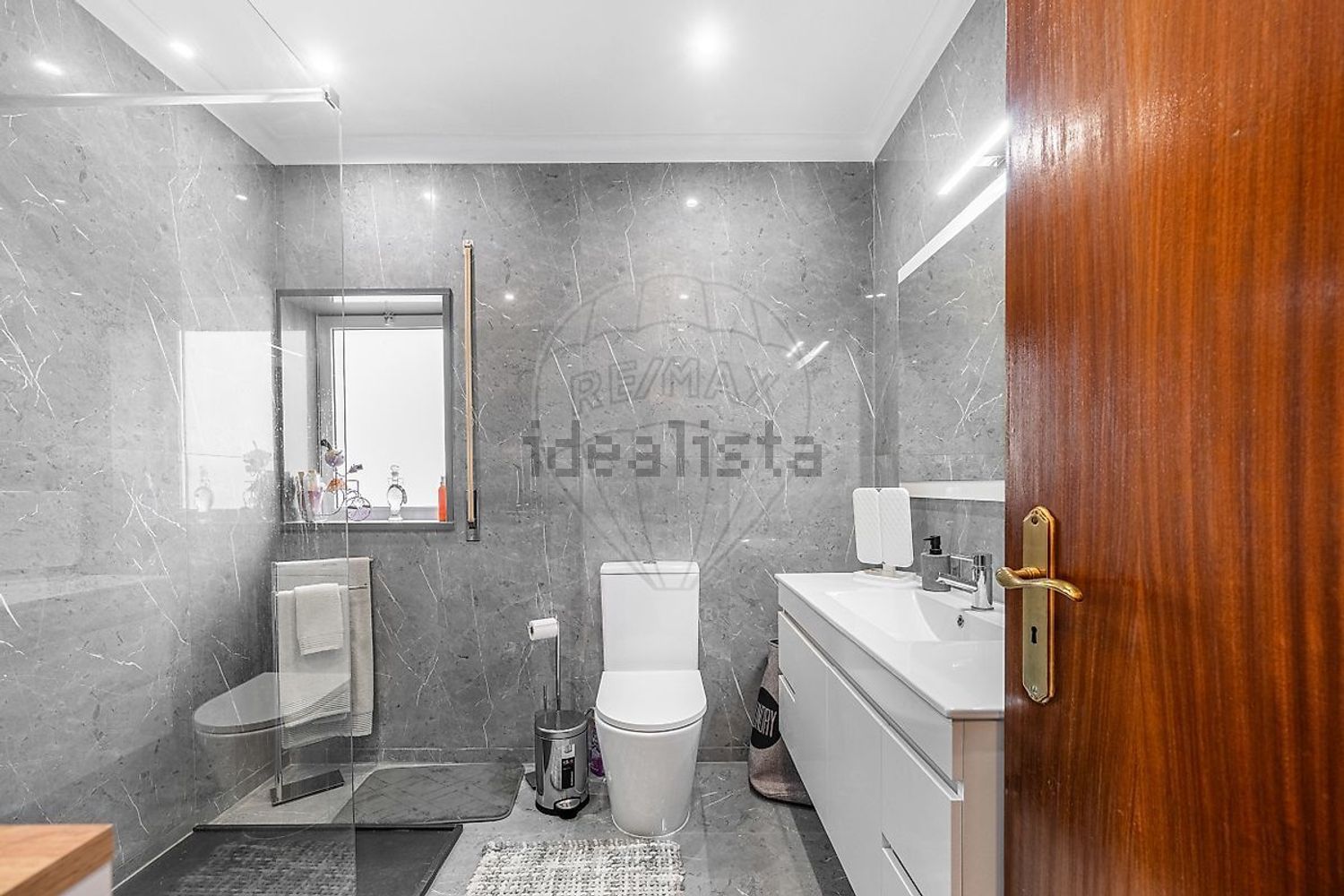 联排别墅出售在 Lugar de Carreira , 4620-537, Santa Eulália, Vizela, Braga s/n - 卫生间