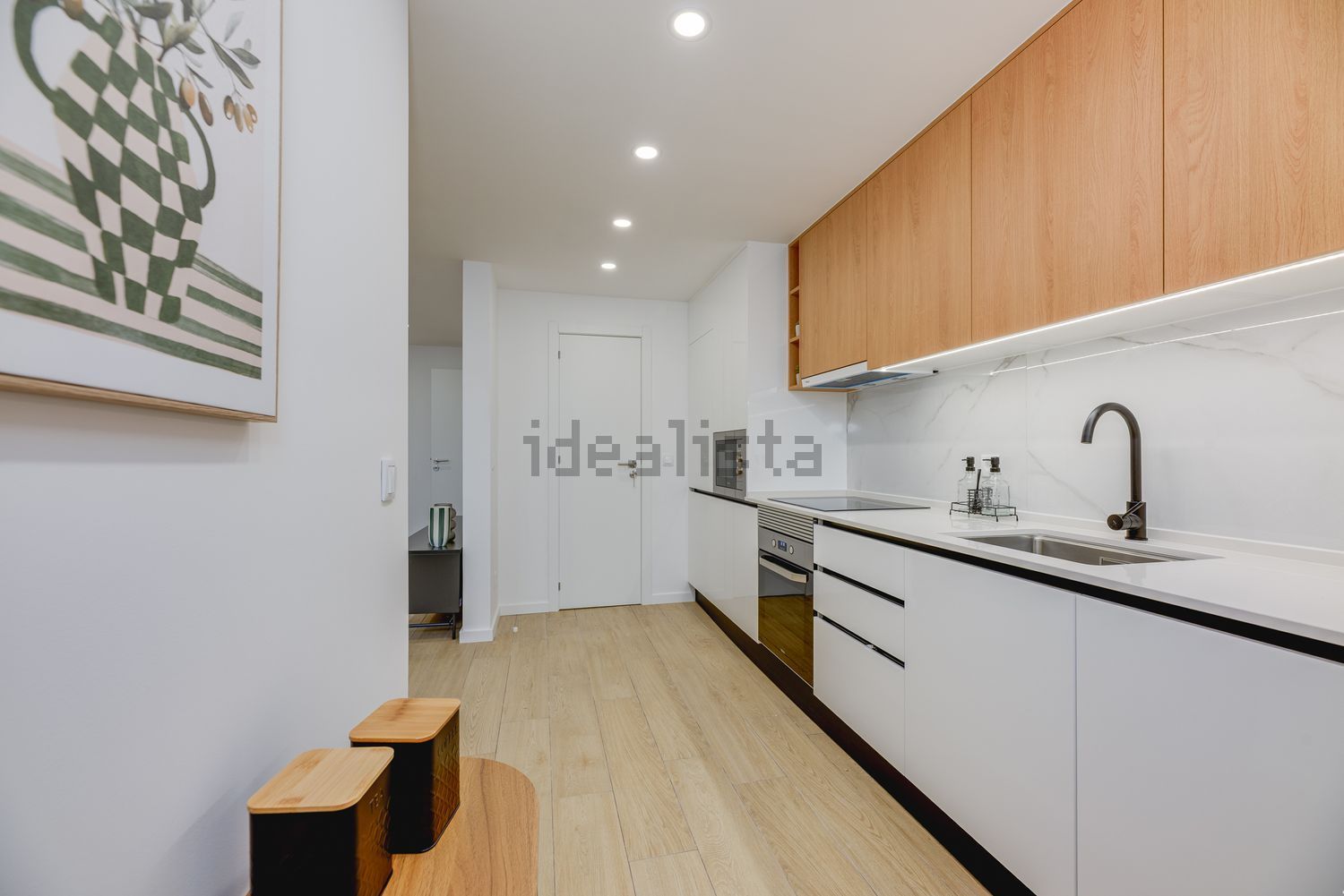 公寓 t2出售在Avenida Marechal Craveiro Lopes, 39 - 厨房