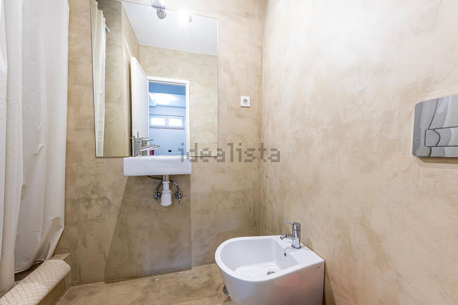 小楼房或独栋别墅出售在Avenida 25 de Abril, 1206 - 卫生间