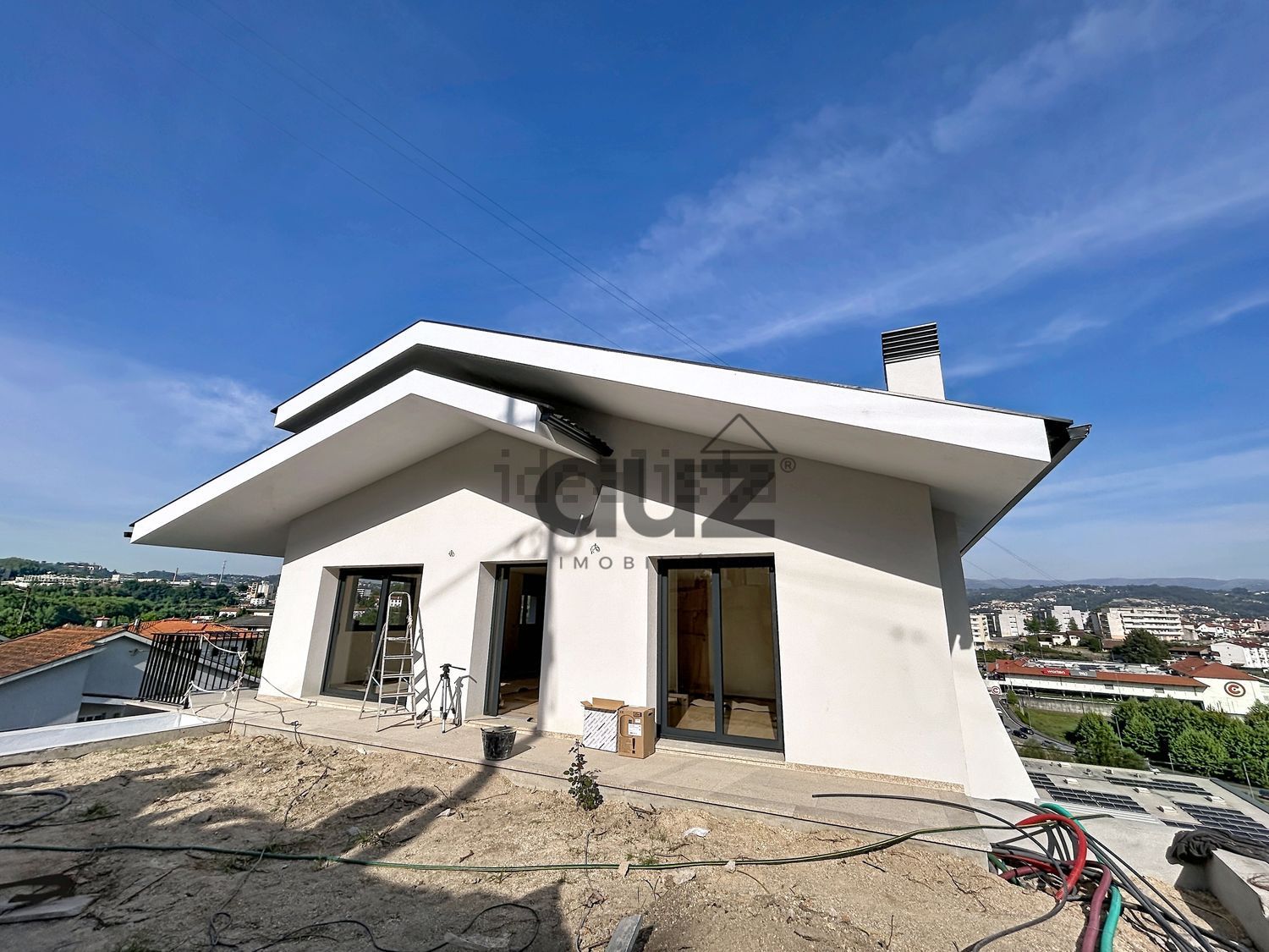 公寓 t3出售在Rua Doutor Fernando Brochado s/n - 外立面