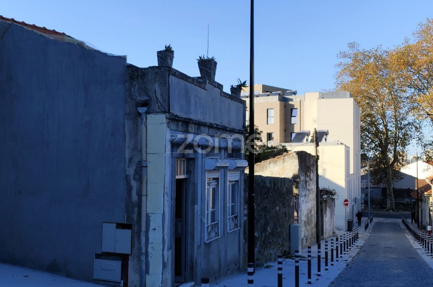 小楼房或独栋别墅出售在Travessa de São Dinis, 72 - 外立面