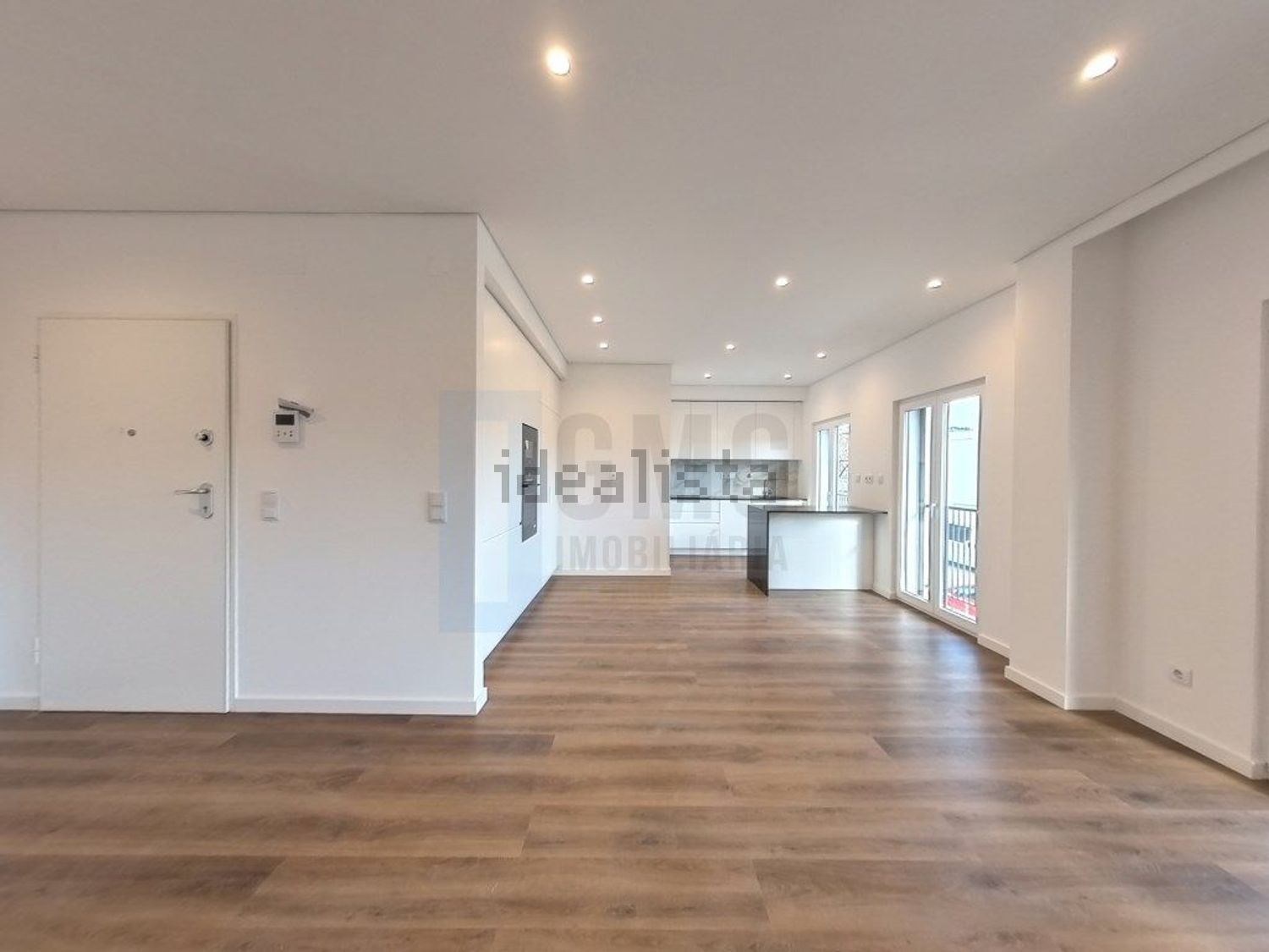 公寓 t3出售在Rua Coronel João Brás de Oliveira, 133 - 客厅