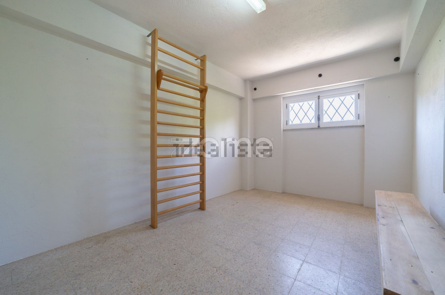 公寓 t2出售在 Calçada da Graça, 9 - 仓库