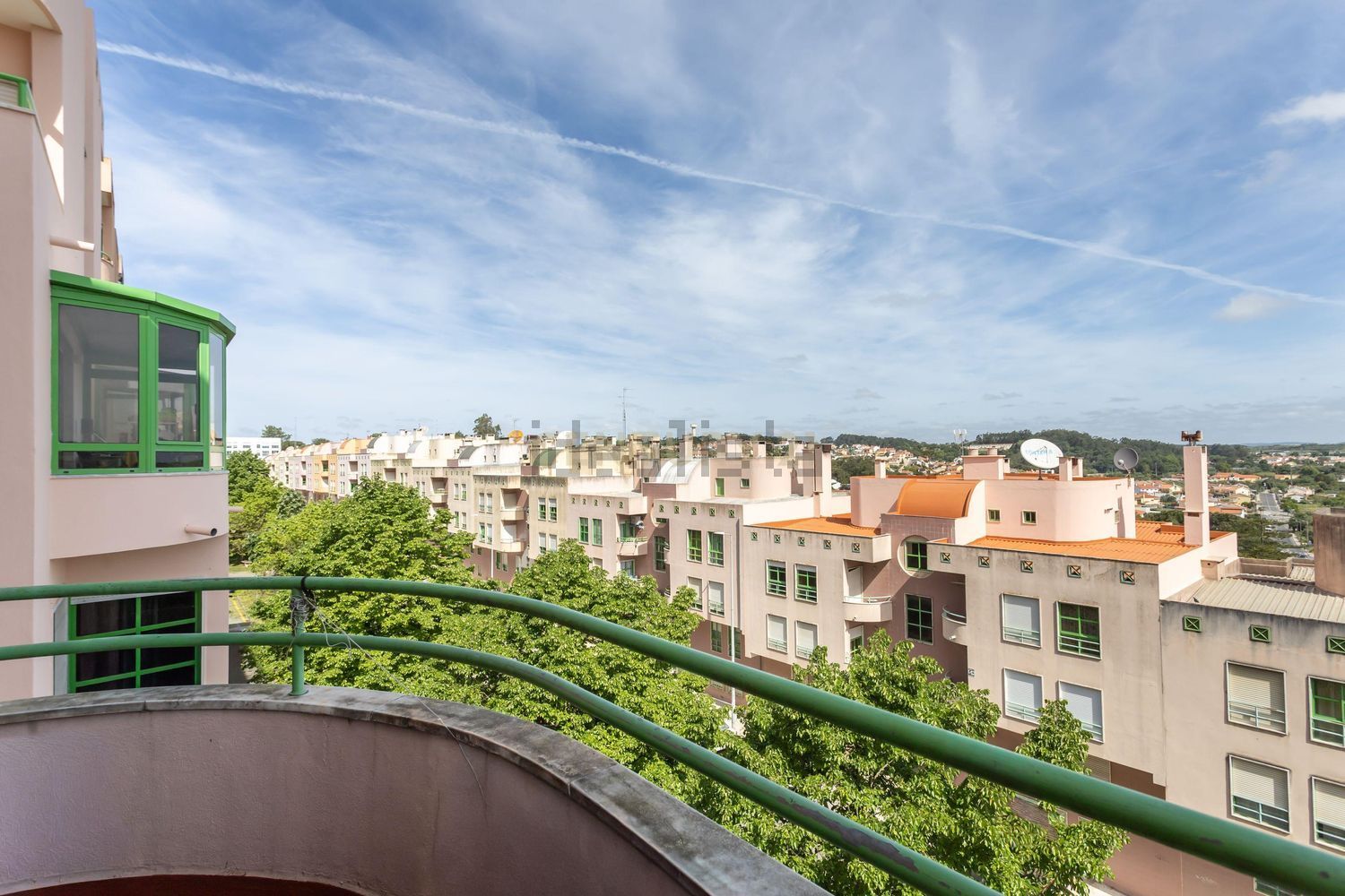 公寓 t3出售在Avenida do Parque, 15 - 游泳池