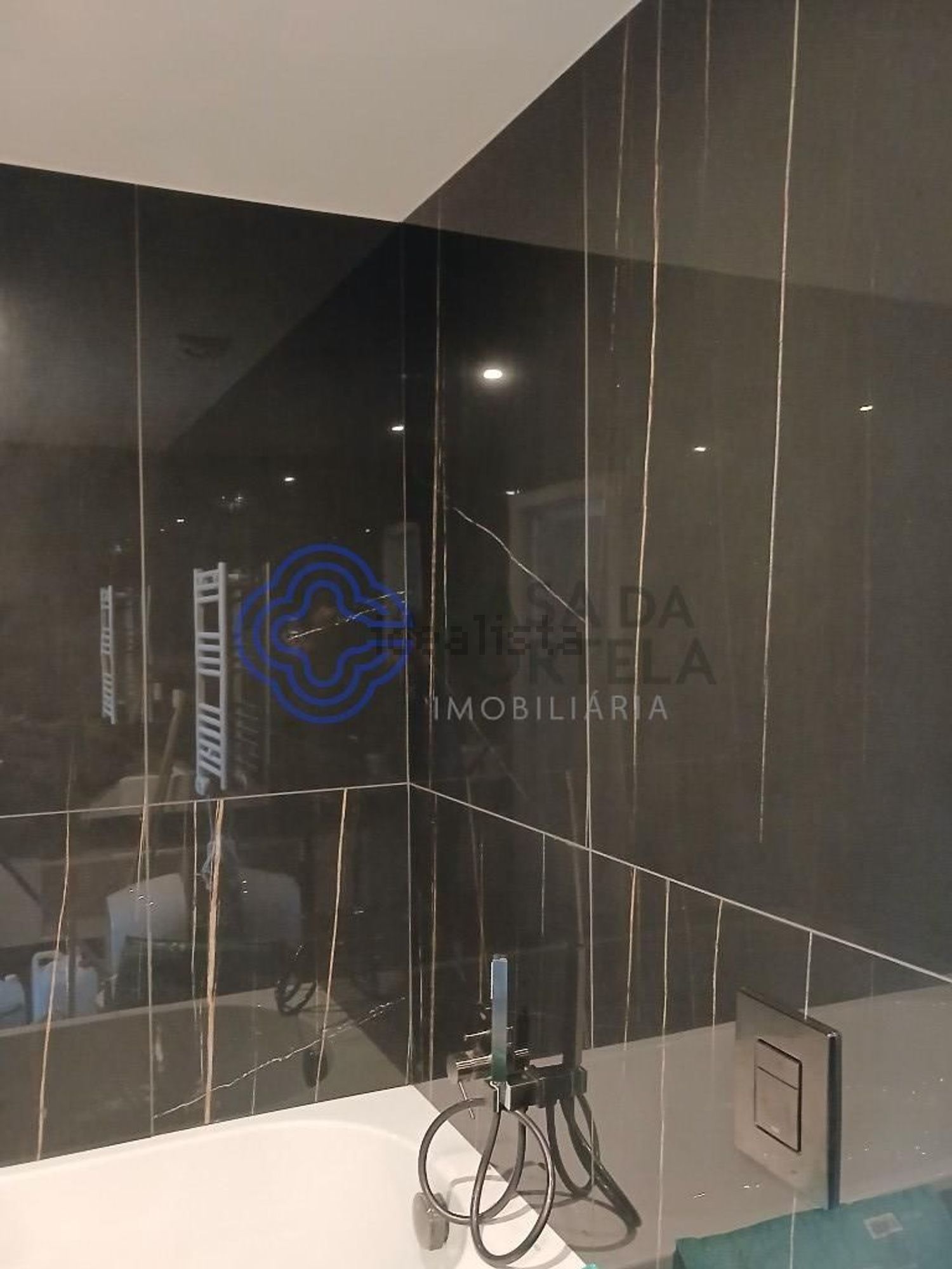 公寓 t2出售在Rua Amorim da Costa, 151 - 卫生间