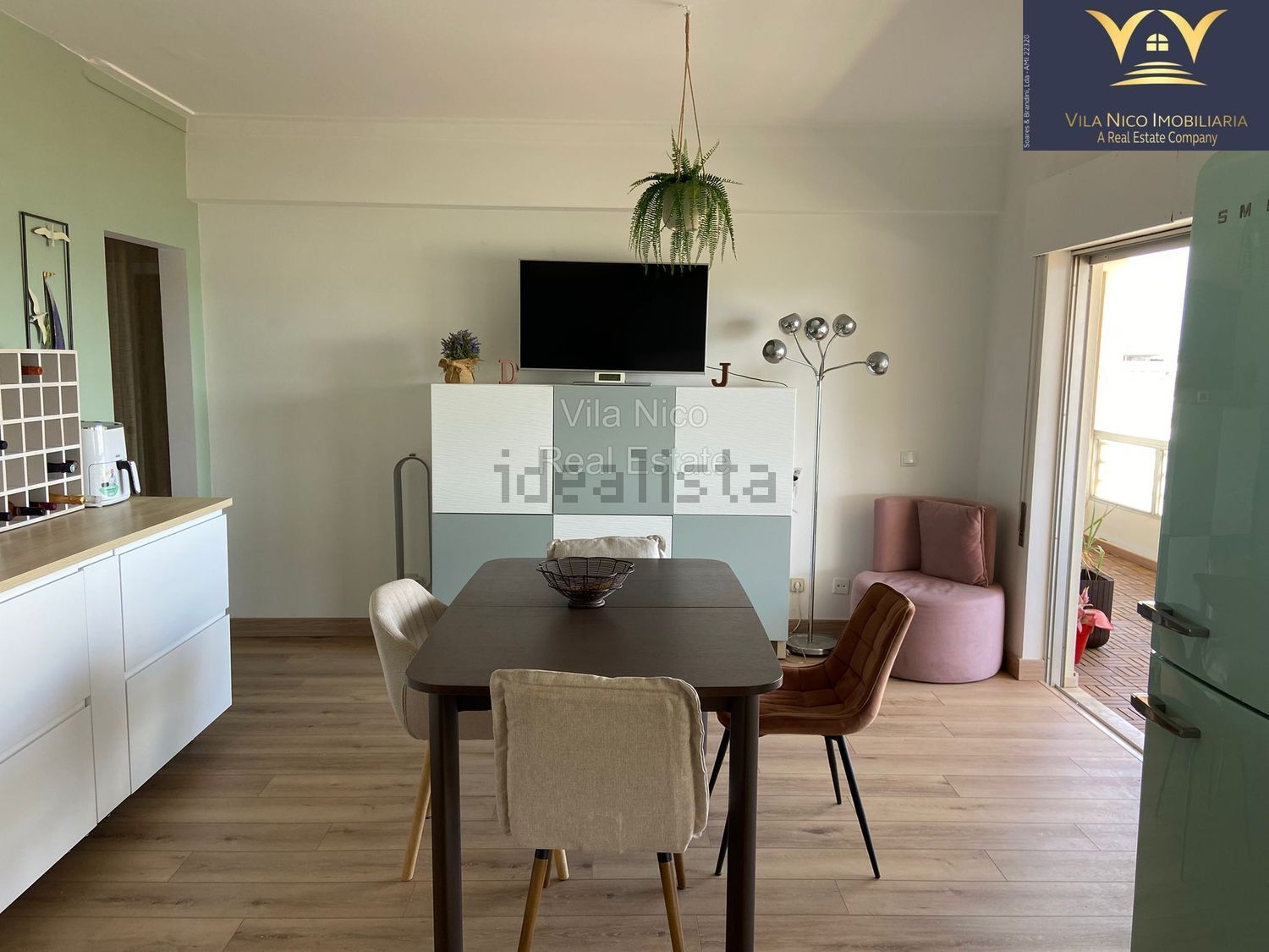 公寓 t2出售在Rua da Quinta do Bispo, 3 - 客厅