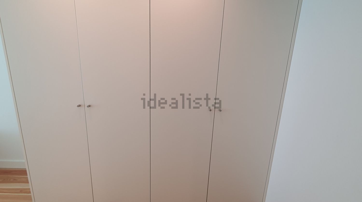 出租公寓 t2在Avenida Manuel Pinto de Azevedo - 试衣间