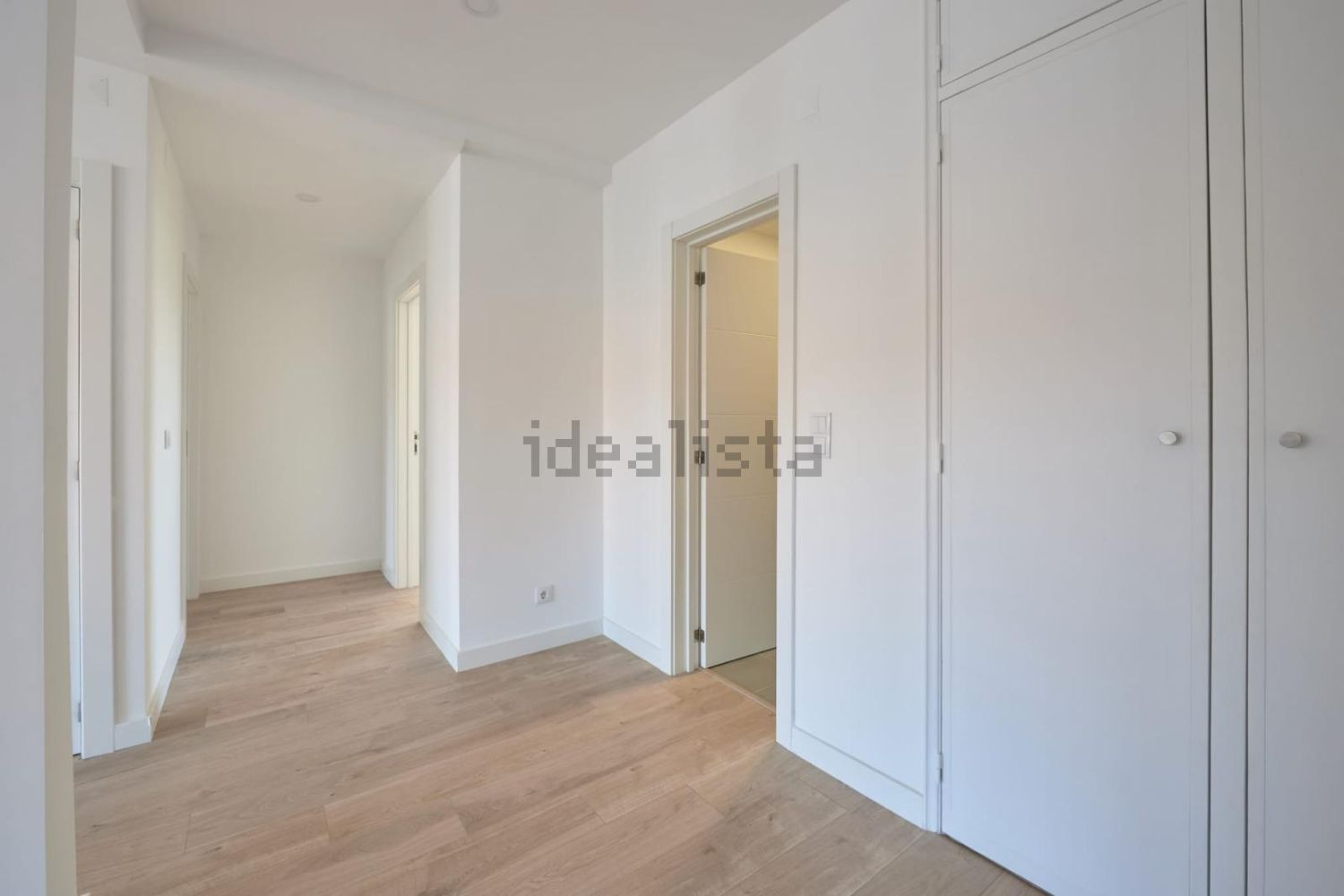 出租公寓 t2在Rua Teixeira de Aguillar, 125 - 前厅