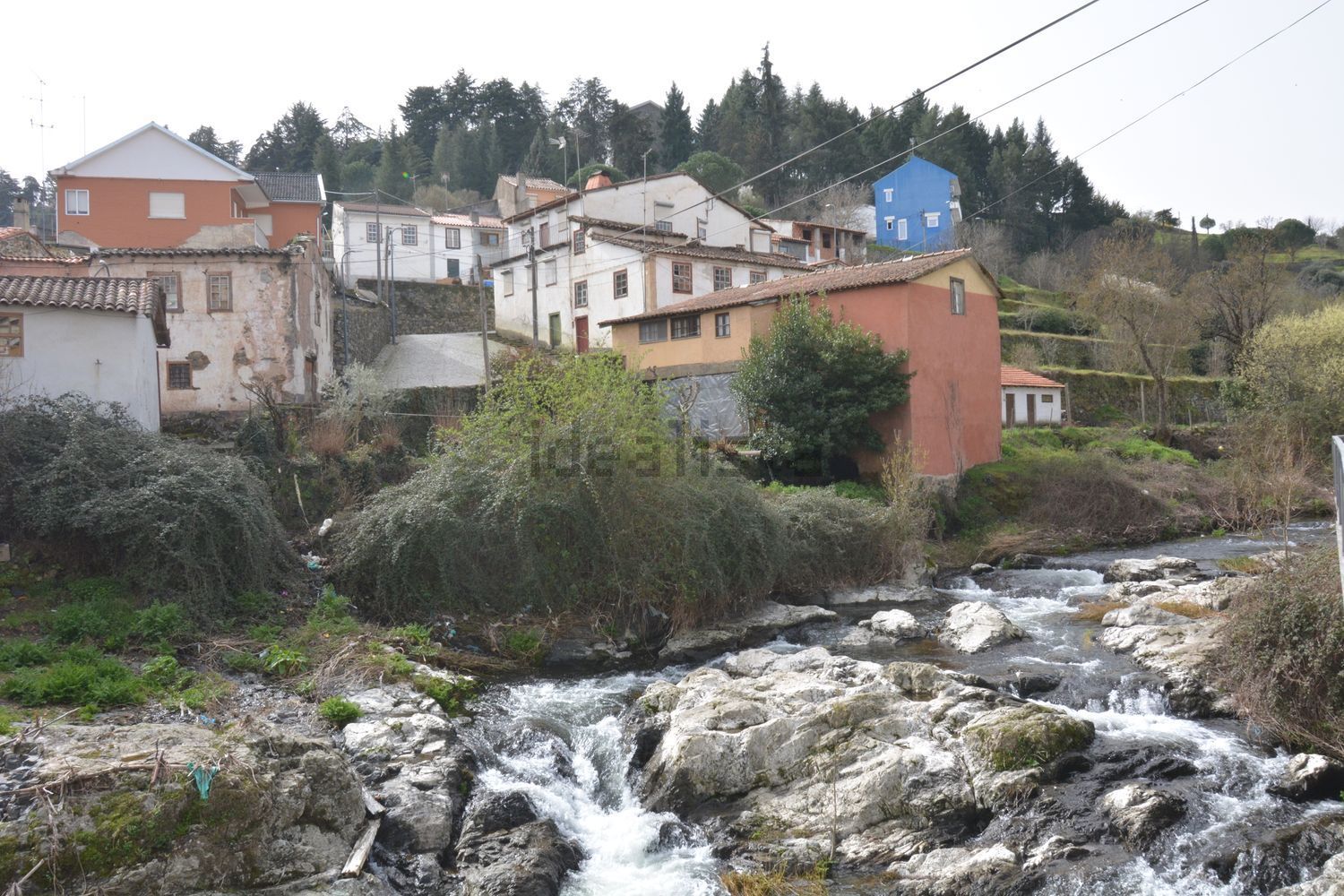 小楼房或独栋别墅出售在 Sé - Santa Maria - Meixedo - 外立面