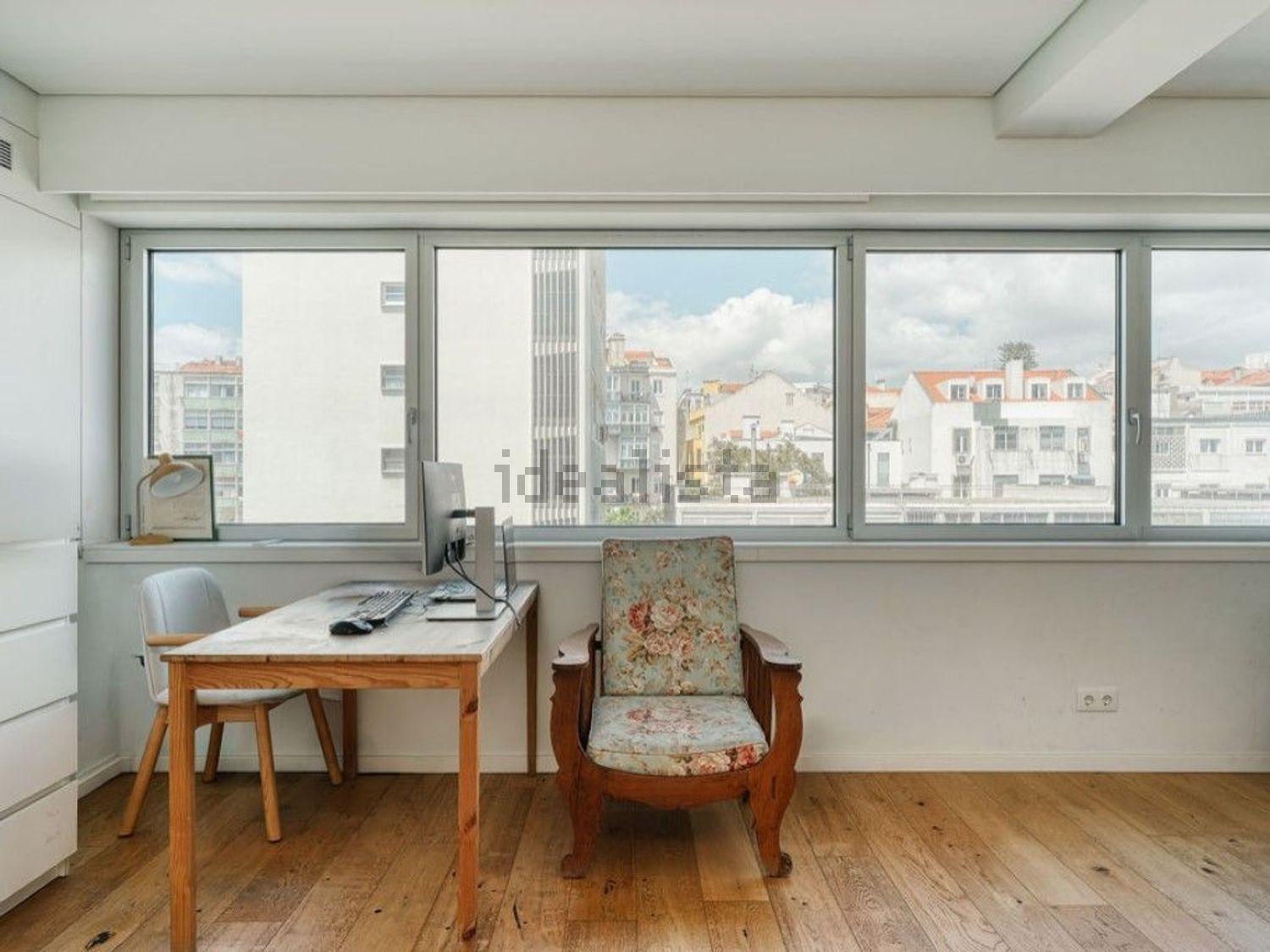 公寓 t2出售在Avenida Infante Santo, 76 b - 客厅