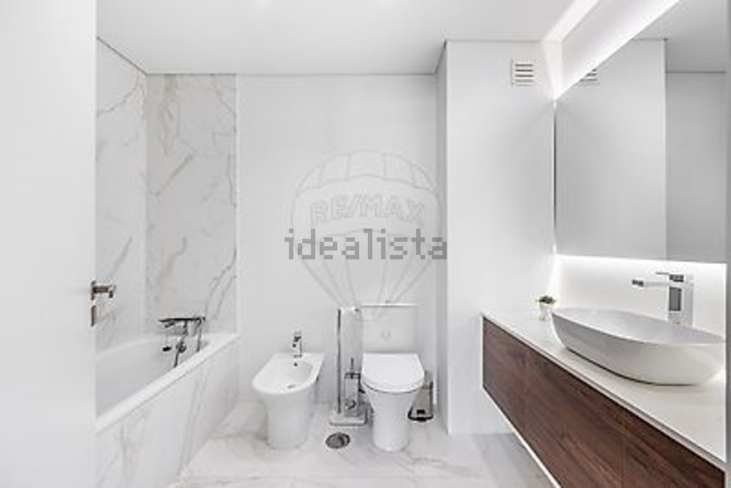 公寓 t3出售在Rua Alberto Sampaio, 1005 - 卫生间