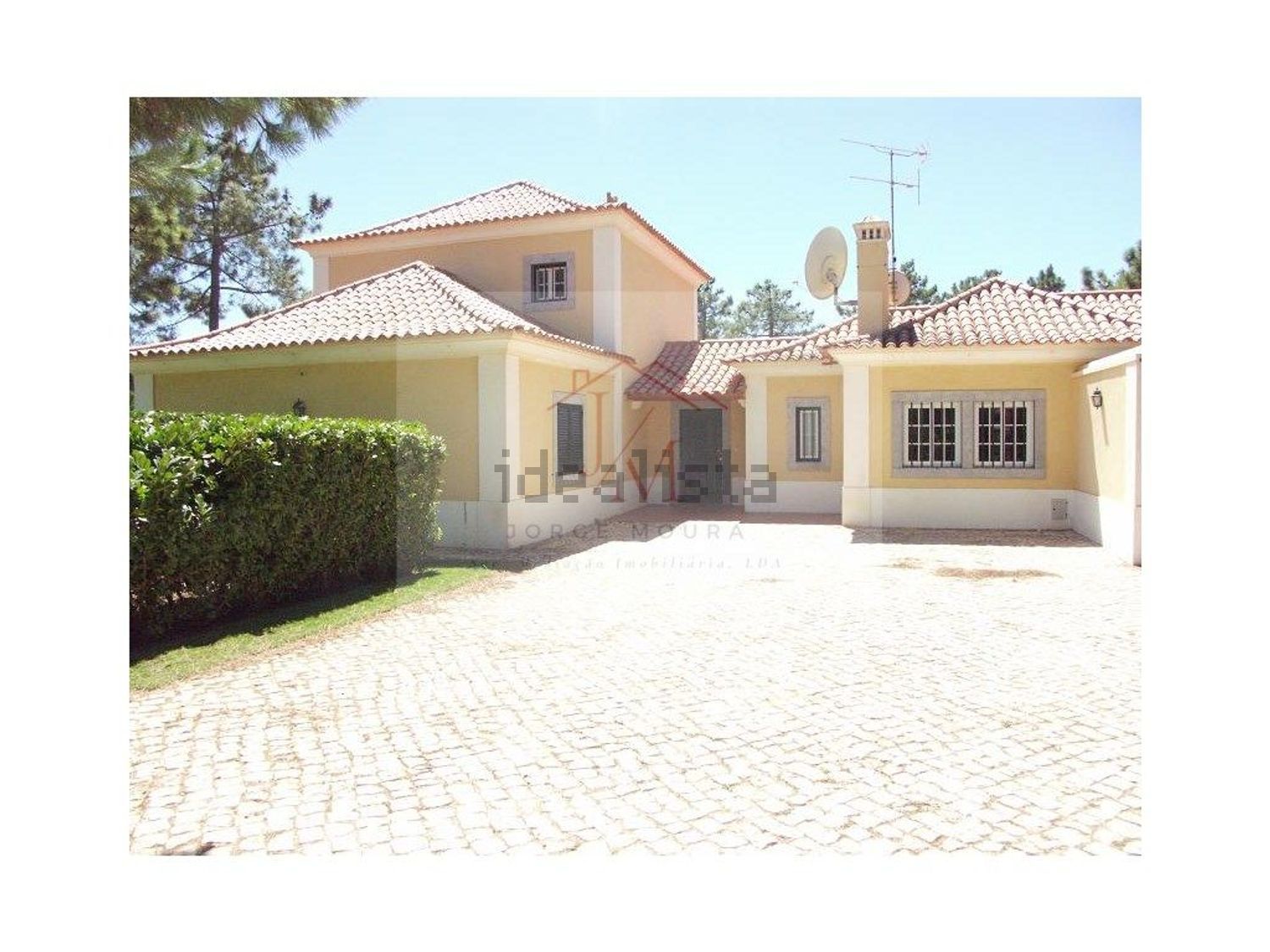 出租小楼房或独栋别墅在 Centro de Cascais - 外立面