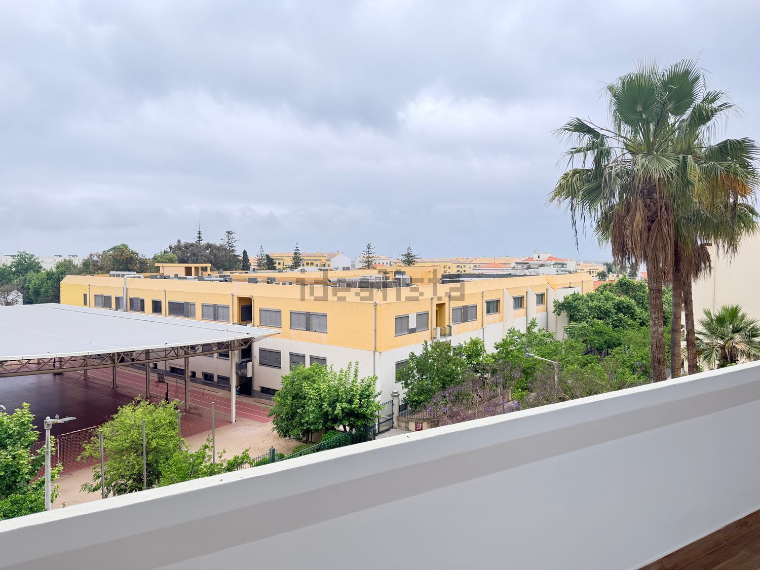 公寓 t1出售在Avenida 5 de Outubro, 40 - 露台