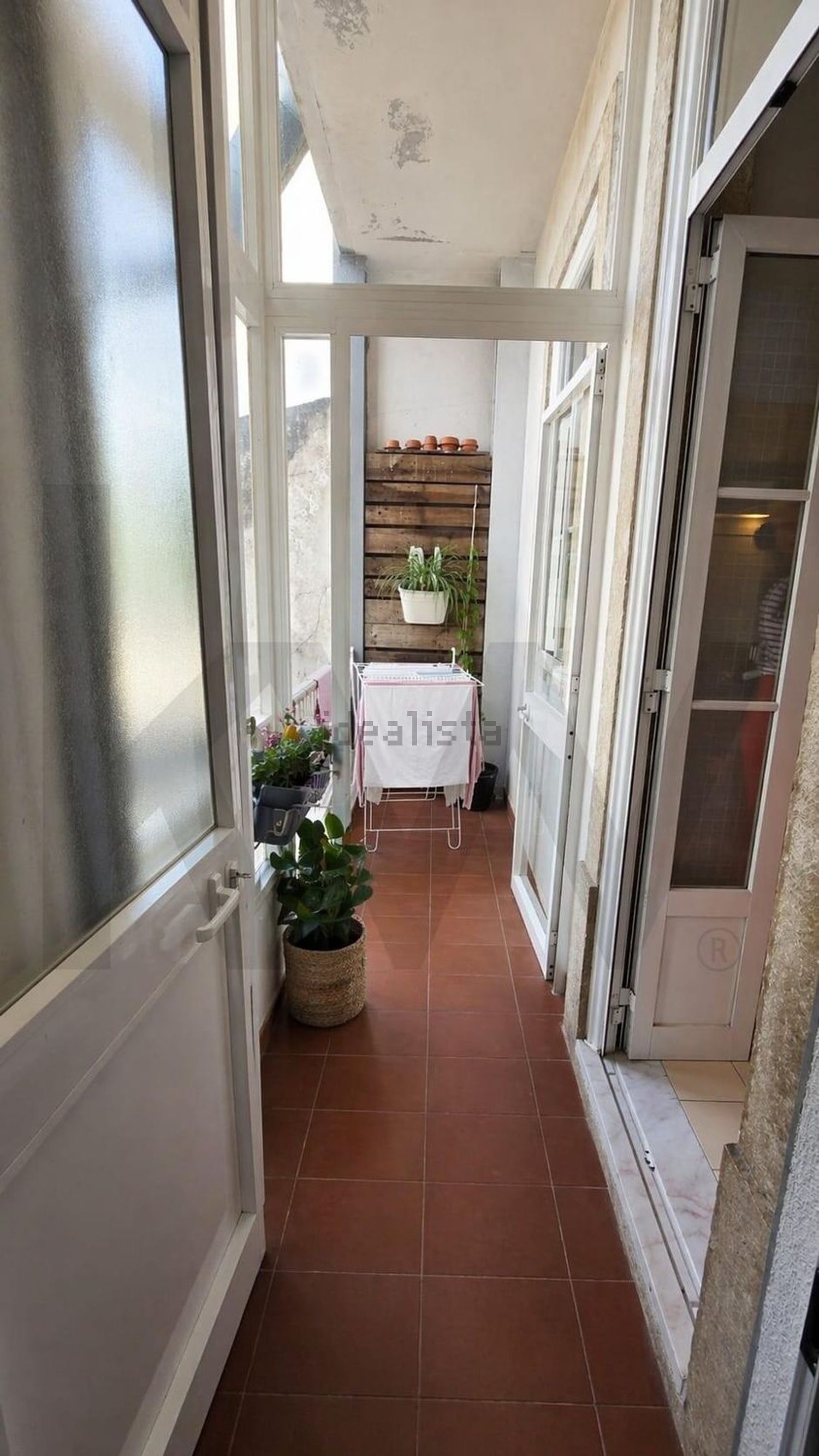 公寓 t1出售在Travessa de Campo de Ourique, 174 - 过道