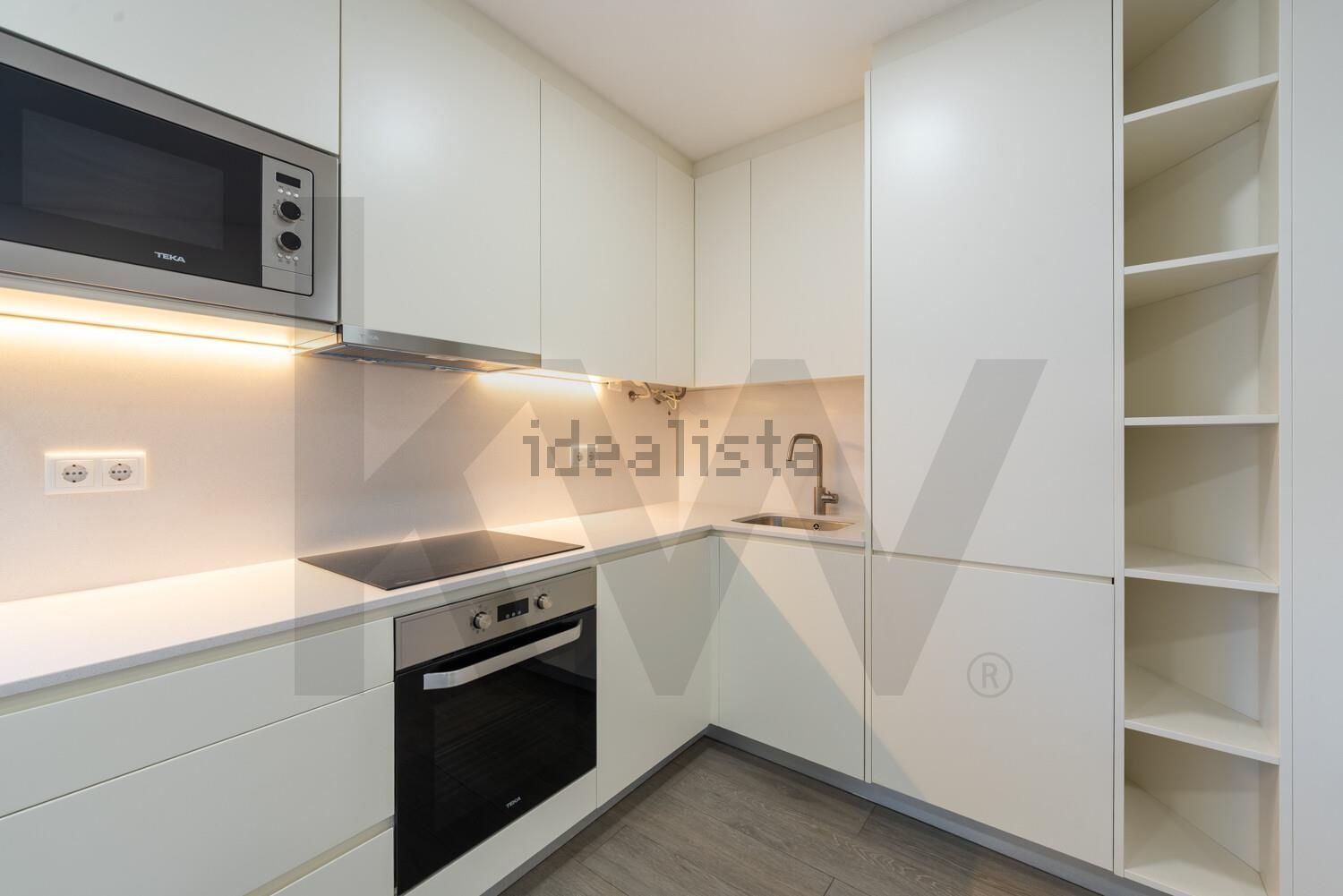 出租公寓 t1在Alameda Dom Afonso Henriques, 39 - 厨房