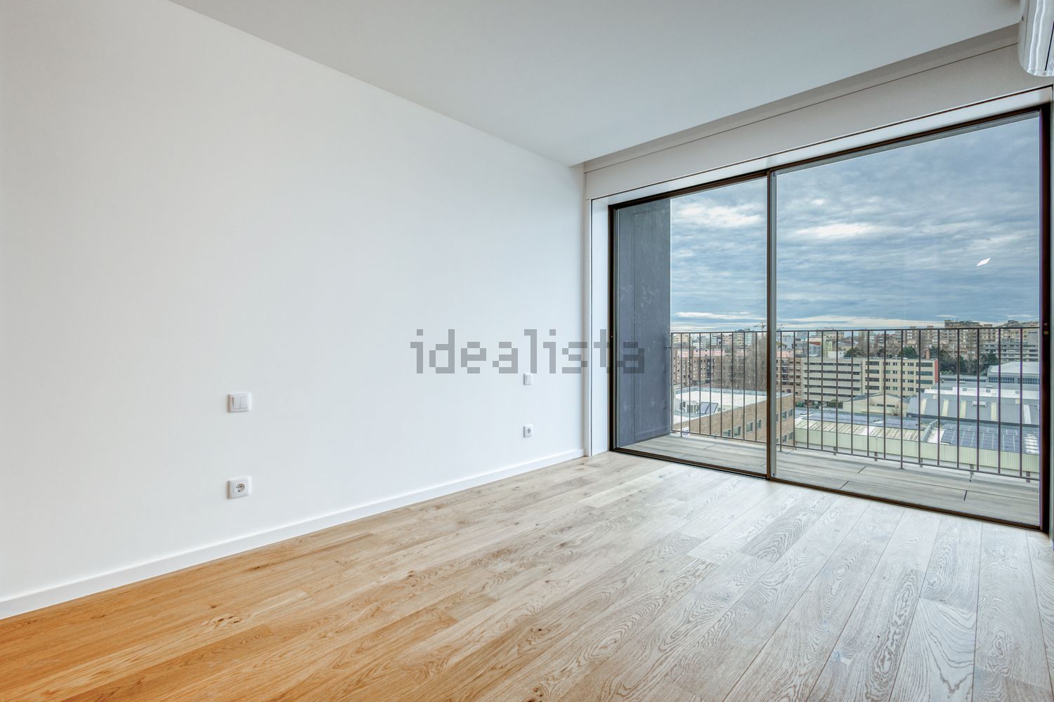 顶层公寓出售在Rua Manuel Dias da Fonseca, 255 - 居住