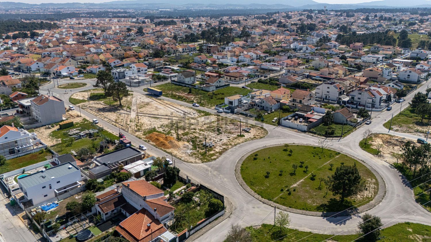 小楼房或独栋别墅出售在Alameda Poder Local, 258 - 视线