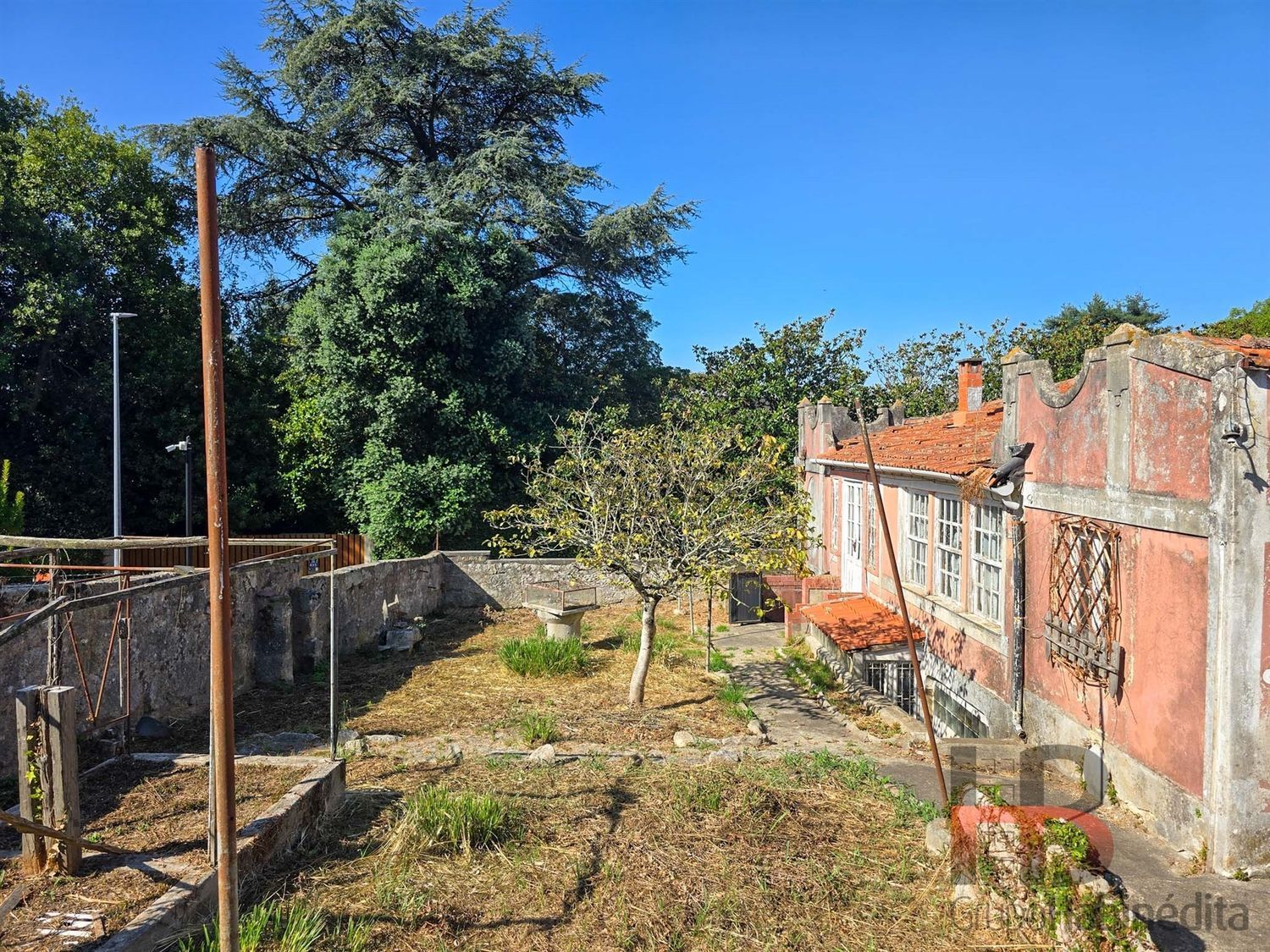 小楼房或独栋别墅出售在 Parque da Cidade - Vilarinha - António Aroso - 视线
