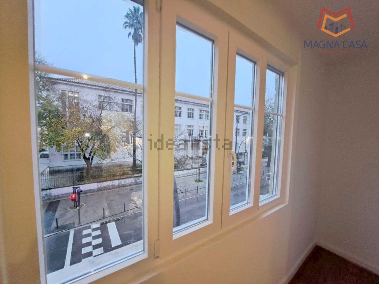 公寓 t3出售在Avenida General Roçadas - 阳台