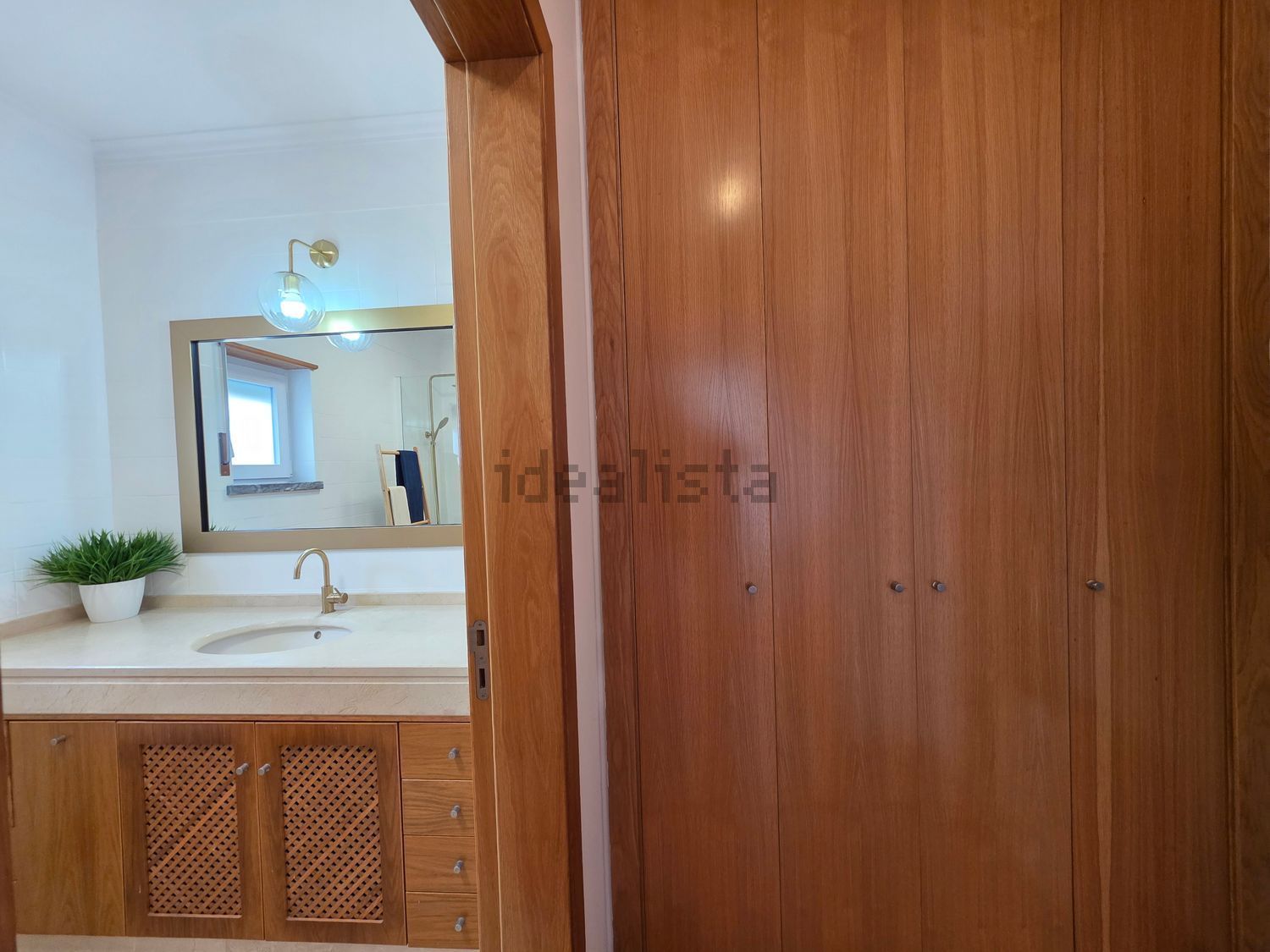 联排别墅出售在Rua Padre Mota - 卧室