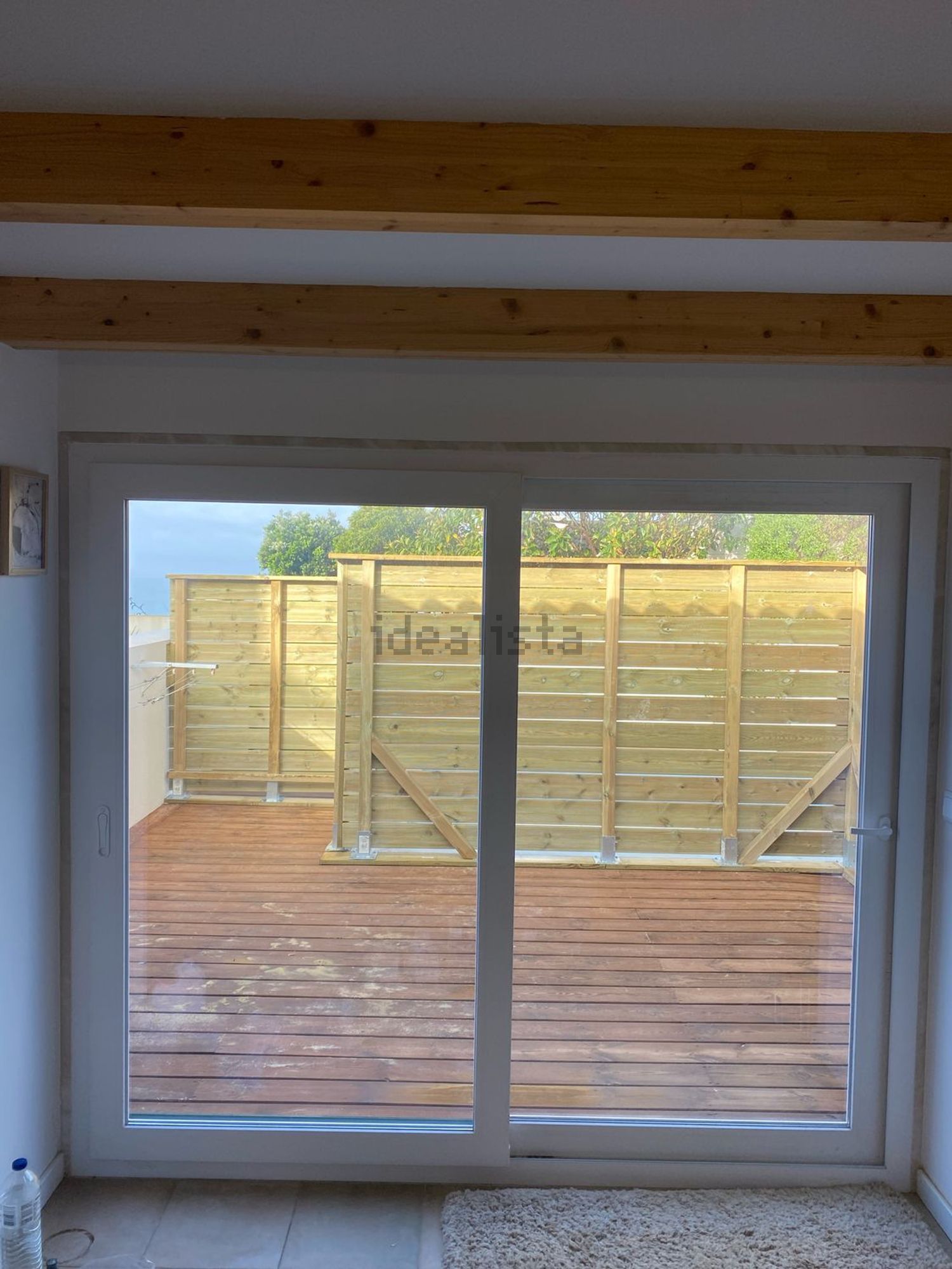 出租t0（单人公寓）在Rua Roseira Brava, 17 - 阳台