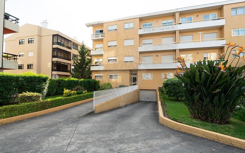 公寓 t3出售在Avenida Doutor Domingos Gonçalves de Sá, 313
