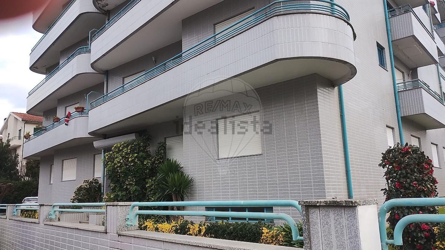 公寓 t2出售在Rua da Cal, 345 - 外立面