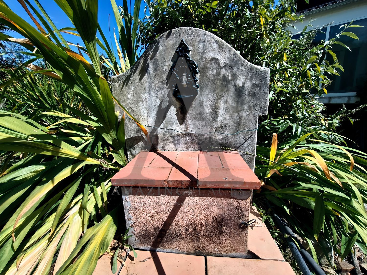 小楼房或独栋别墅出售在Estrada Vale de Marmelos, 25421 - 花园