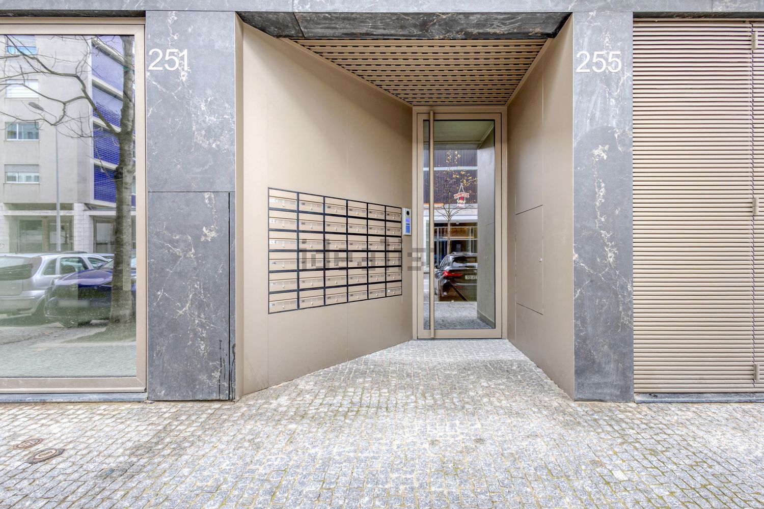 顶层公寓出售在Rua Manuel Dias da Fonseca, 255 - 过道
