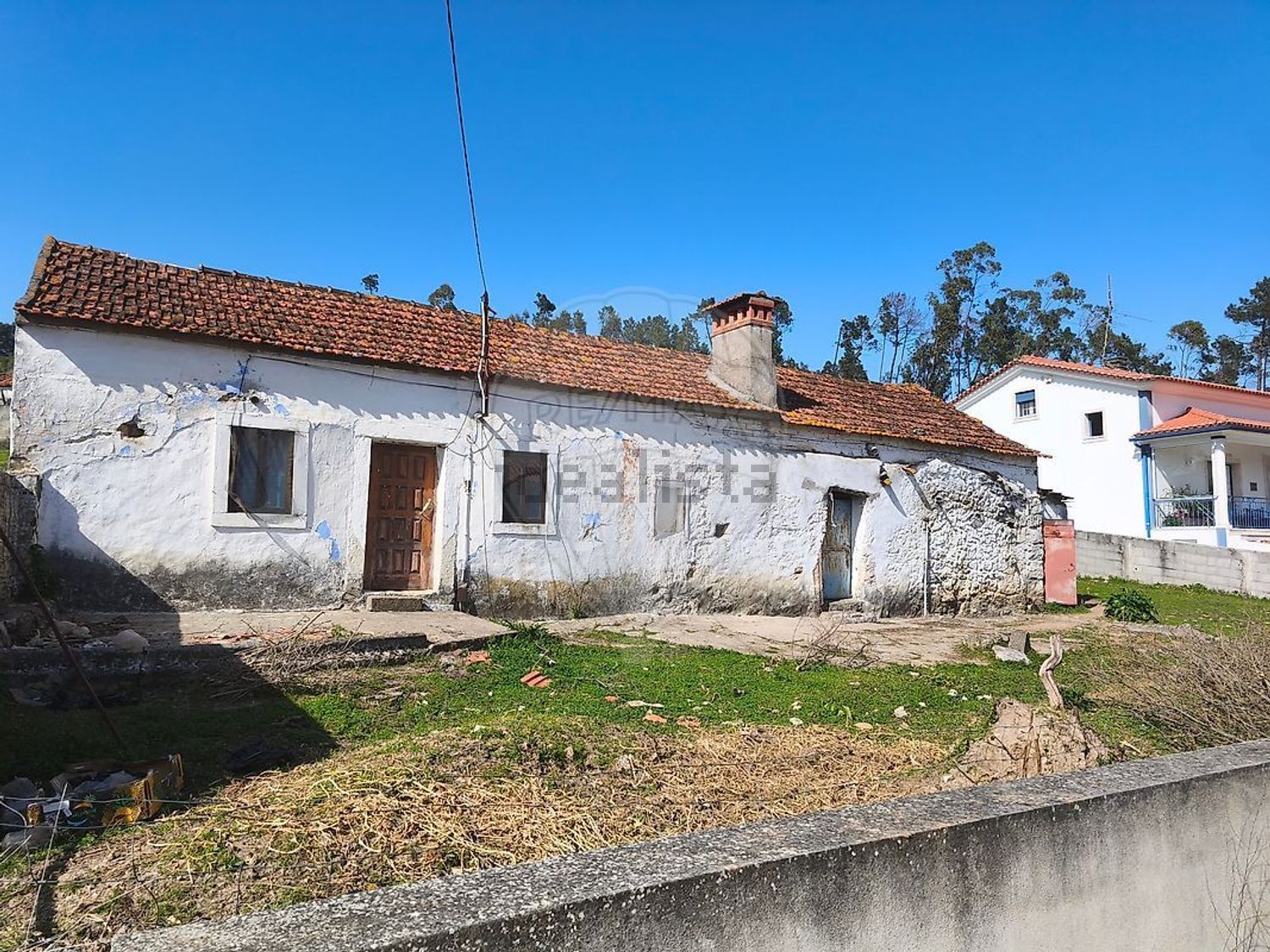 小楼房或独栋别墅出售在 Santa Maria - Salvador - Santiago - 外立面