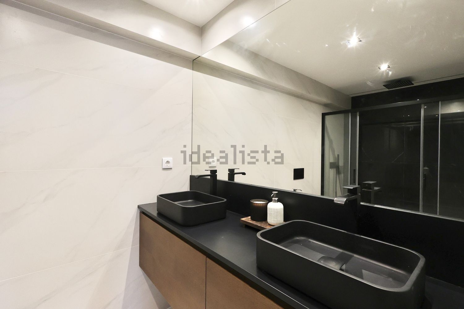 公寓 t4出售在Rua da Lagoa, 1364 - 厨房