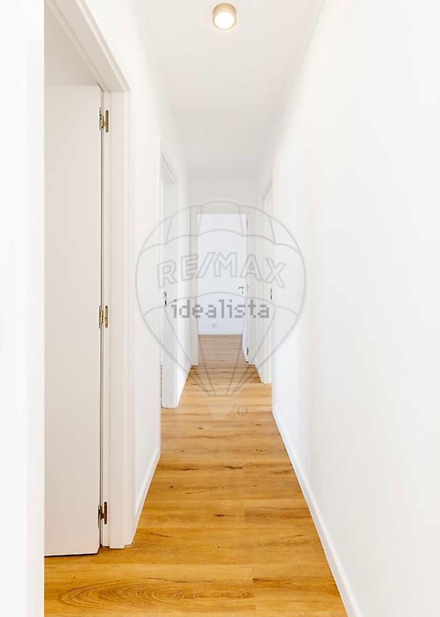 公寓 t3出售在Rua Vila Alferes Chamusca - 过道
