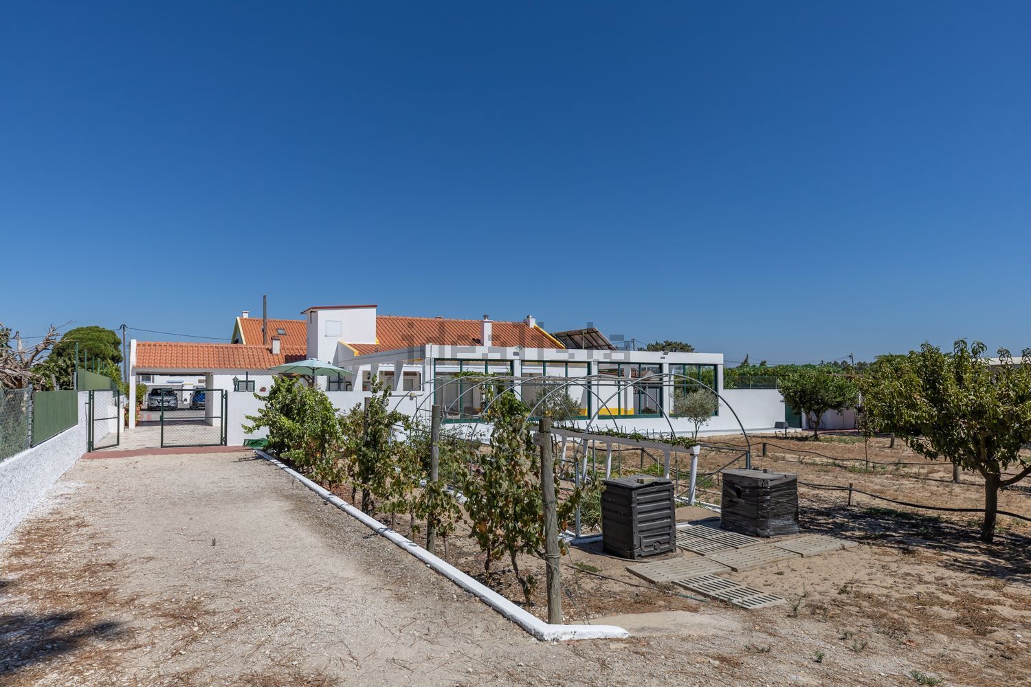 小楼房或独栋别墅出售在 Quinta Do Caixeiro(samouco) Samouco - 外立面