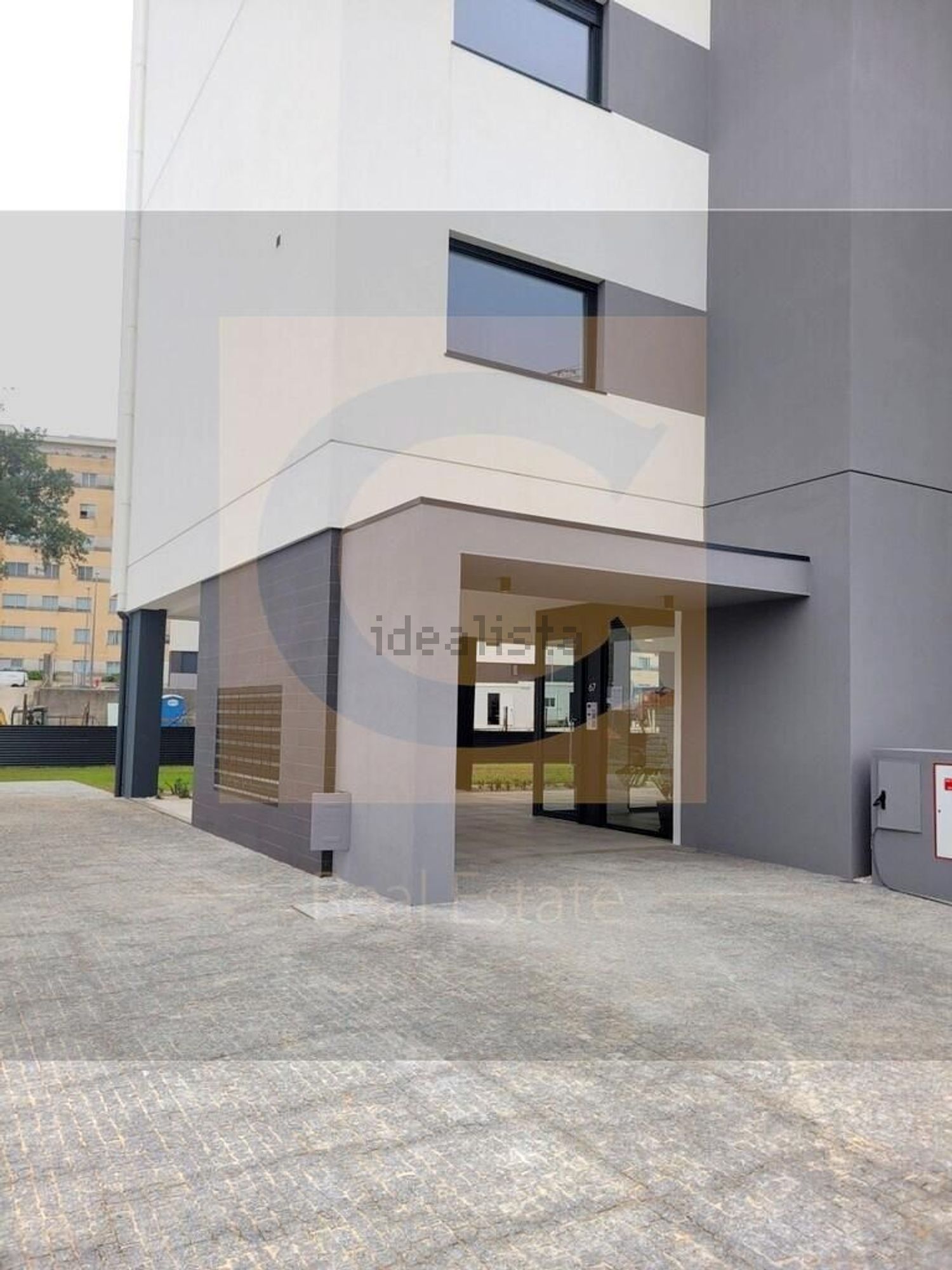 出租t0（单人公寓）在 Hospital São João - Pólo Universitário - 外立面