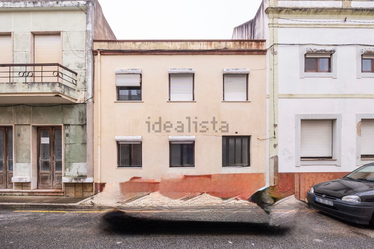 双拼别墅出售在Rua São João do Vale, 1 - 视线
