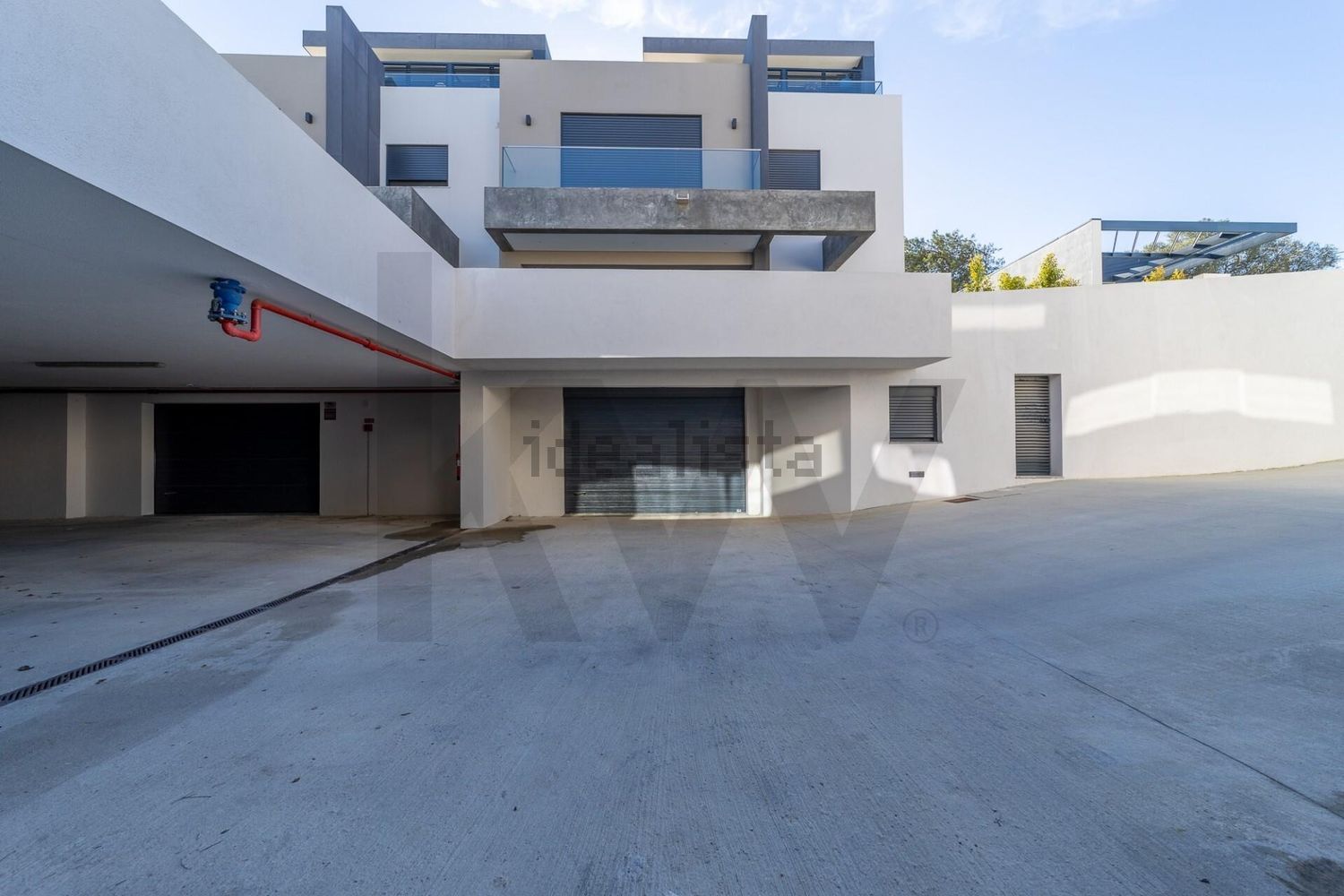 双拼别墅出售在Rua Gonçalves Correia, 69 - 外立面