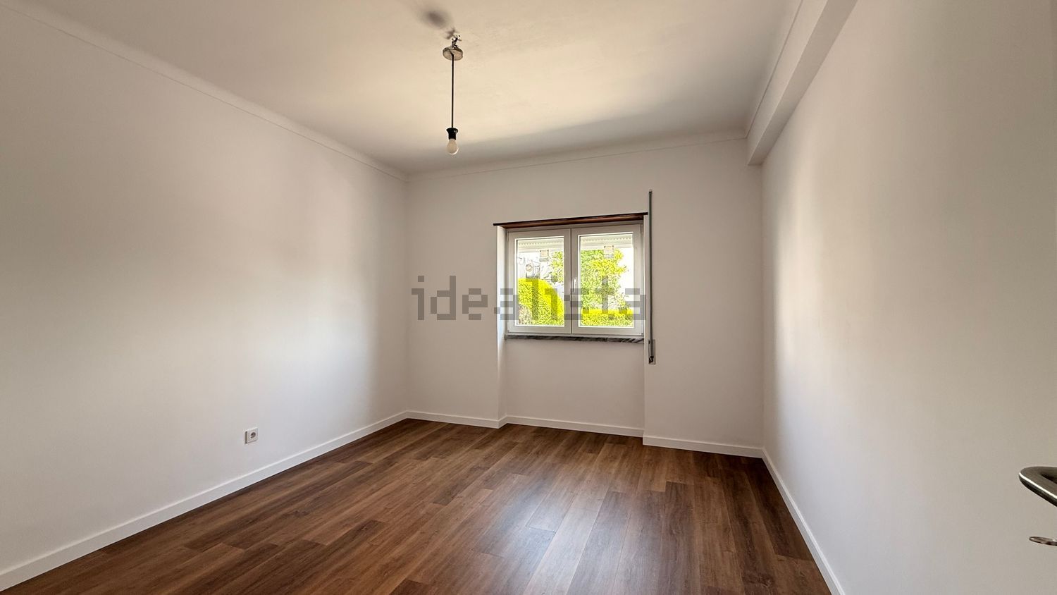 公寓 t3出售在Rua da Beira Litoral, 26 - 卧室