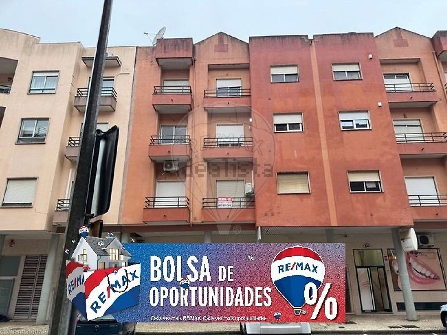 公寓 t3出售在Rua Dona Inês de Castro - 视线