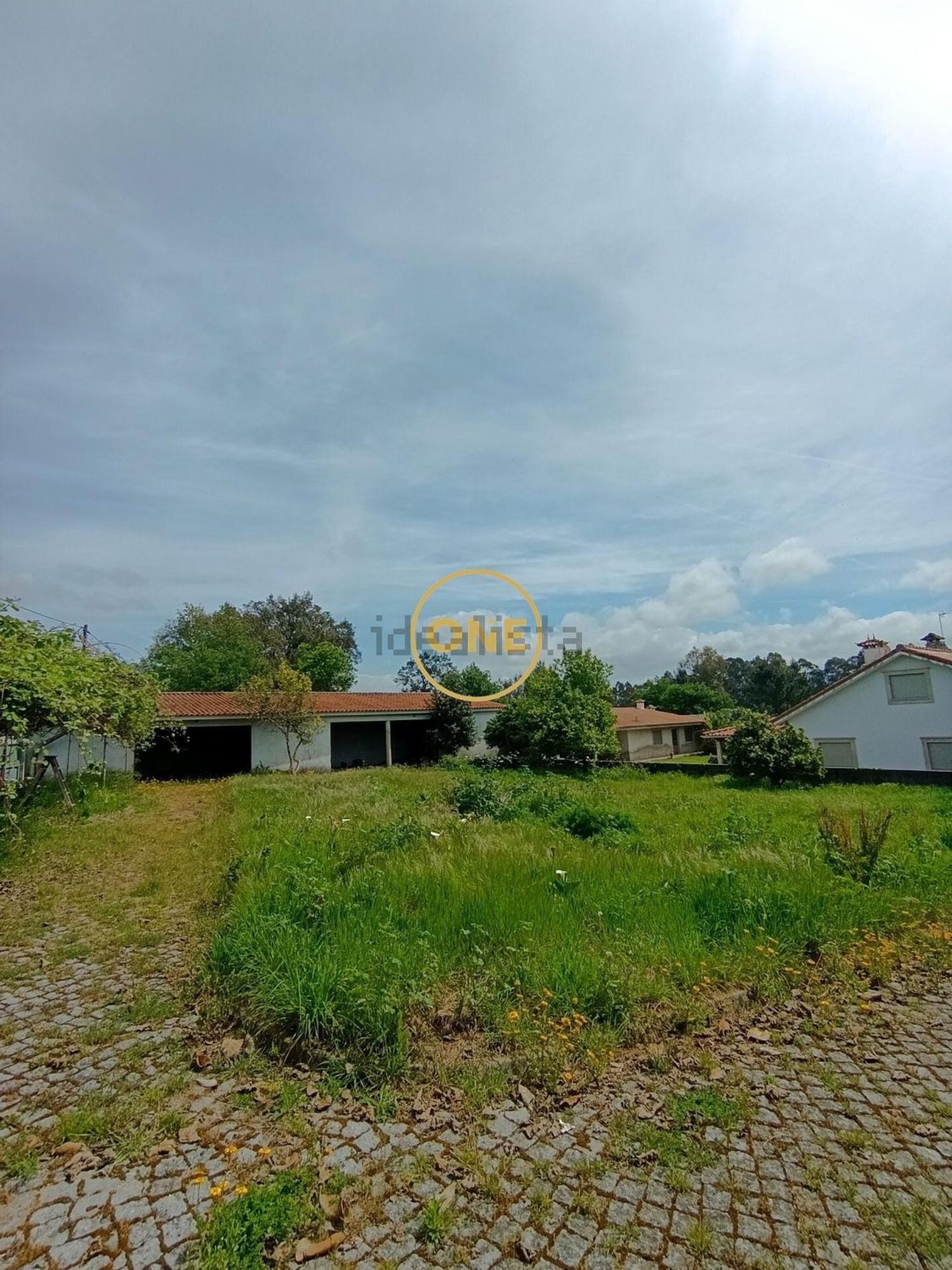 小楼房或独栋别墅出售在 Vila de Punhe - 花园